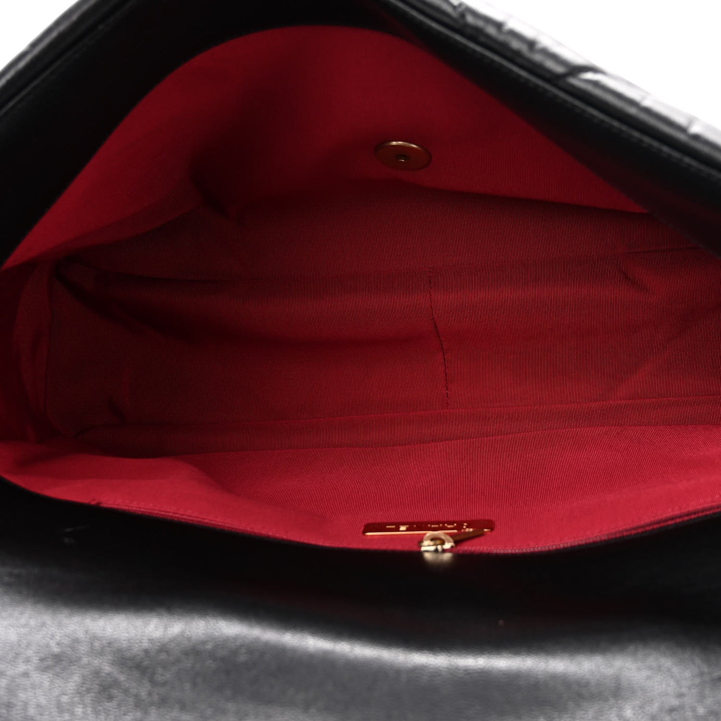 Lambskin Quilted Maxi Chanel 19 Flap Black