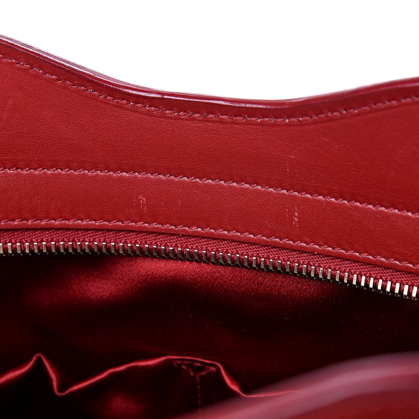 Textured Calfskin Medium Cabas ChYc Red