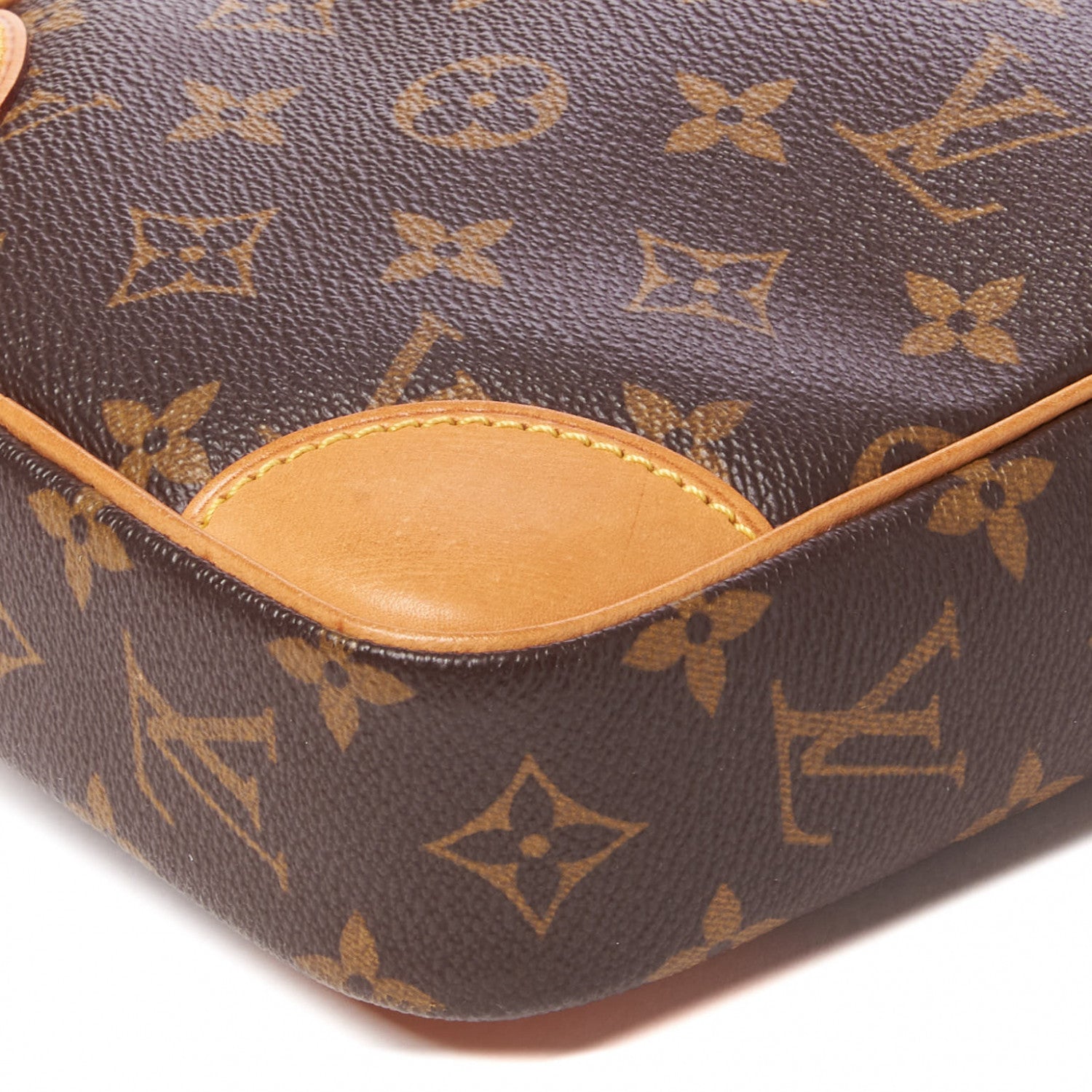 Louis Vuitton Monogram Danube 21 5 of 7