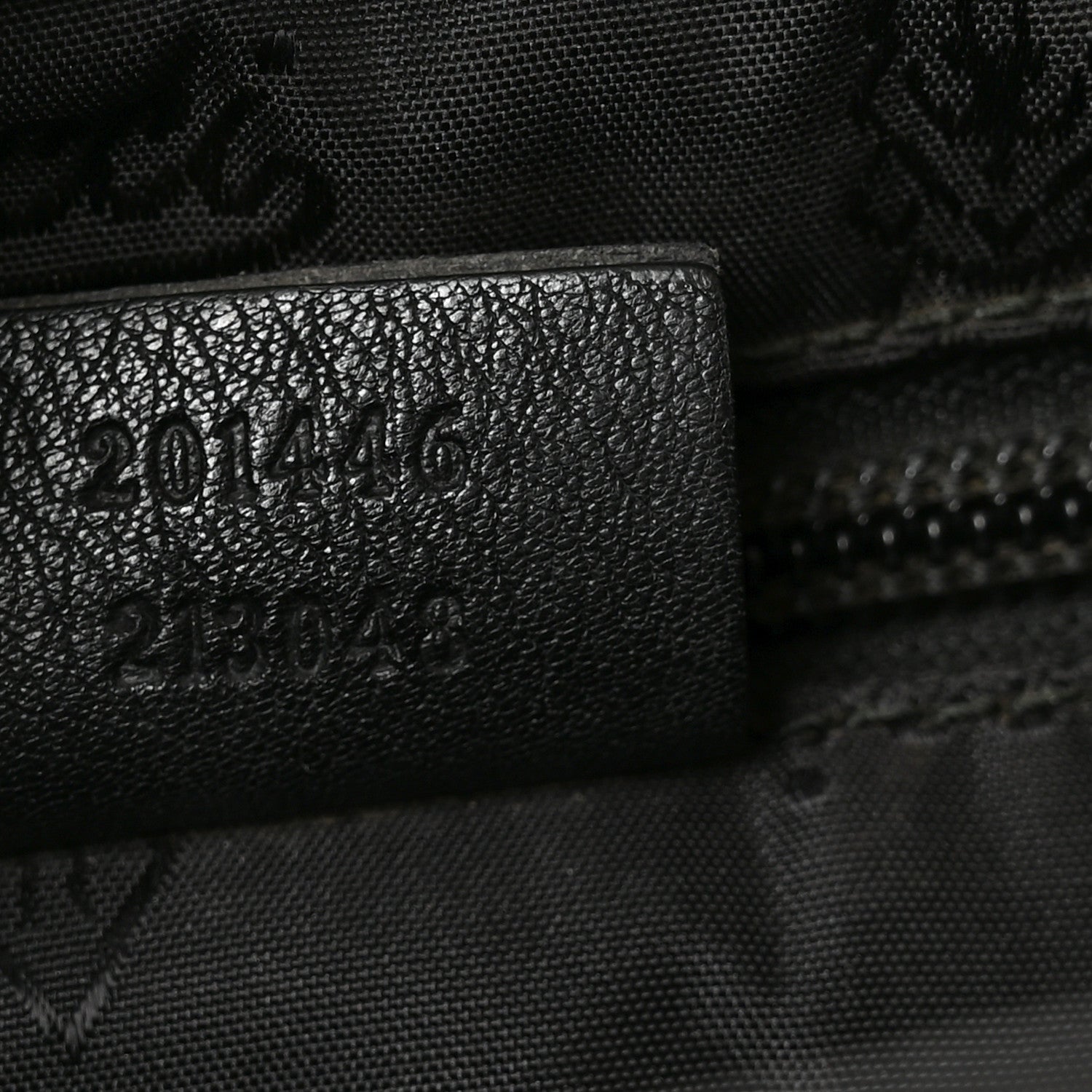 Gucci Guccissima Medium Flat Messenger Bag Black 7 of 10