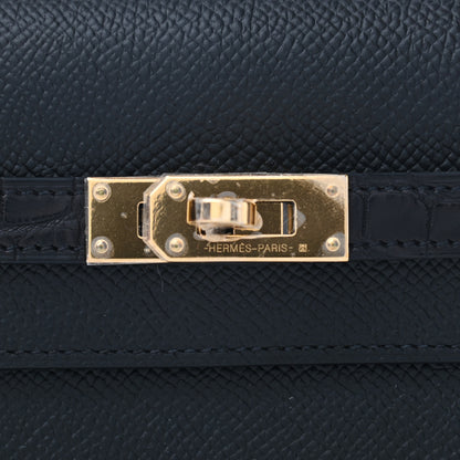 Hermes Epsom Matte Alligator Touch Kelly Wallet To Go Black 7 of 9