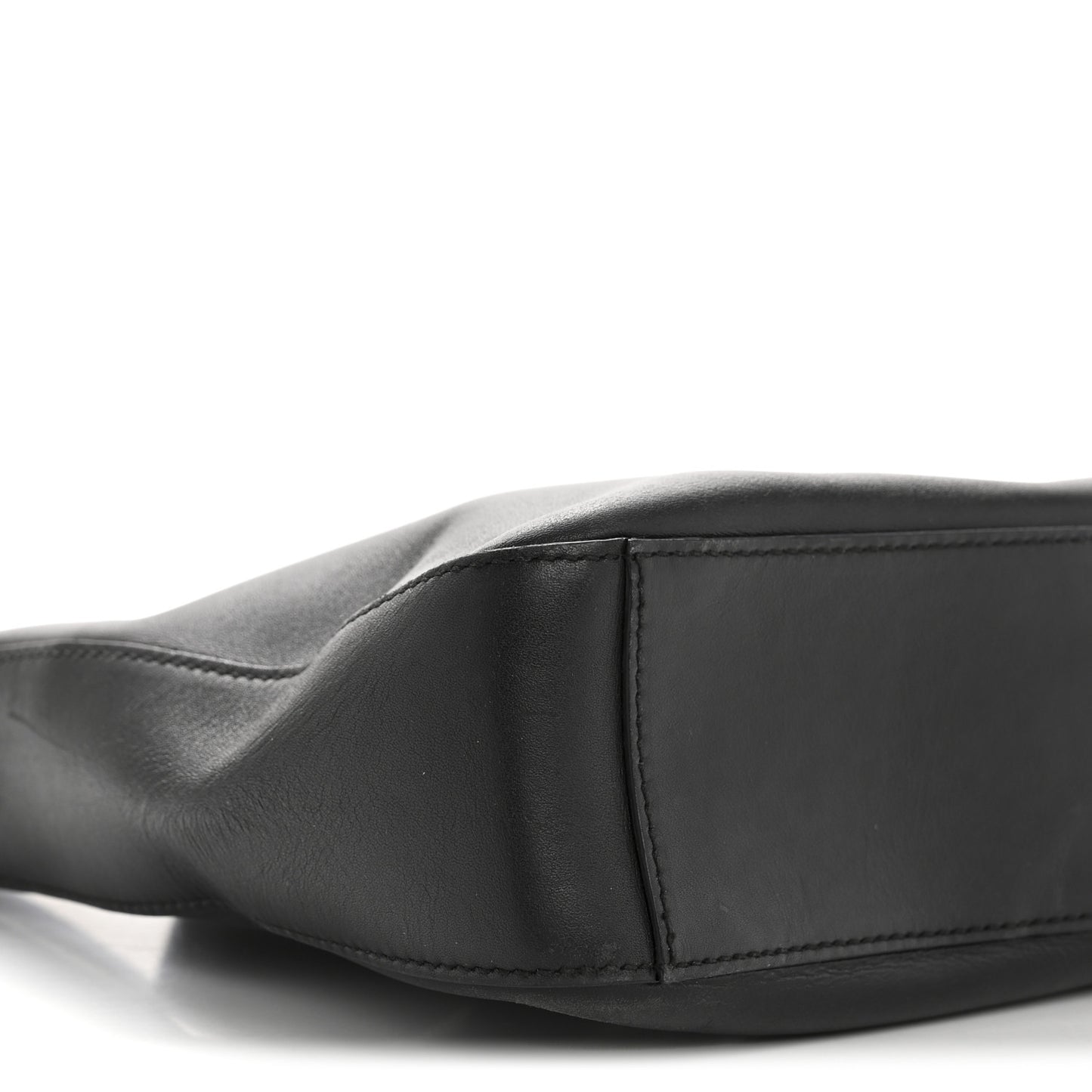 Vitello Trend Shoulder Bag Black