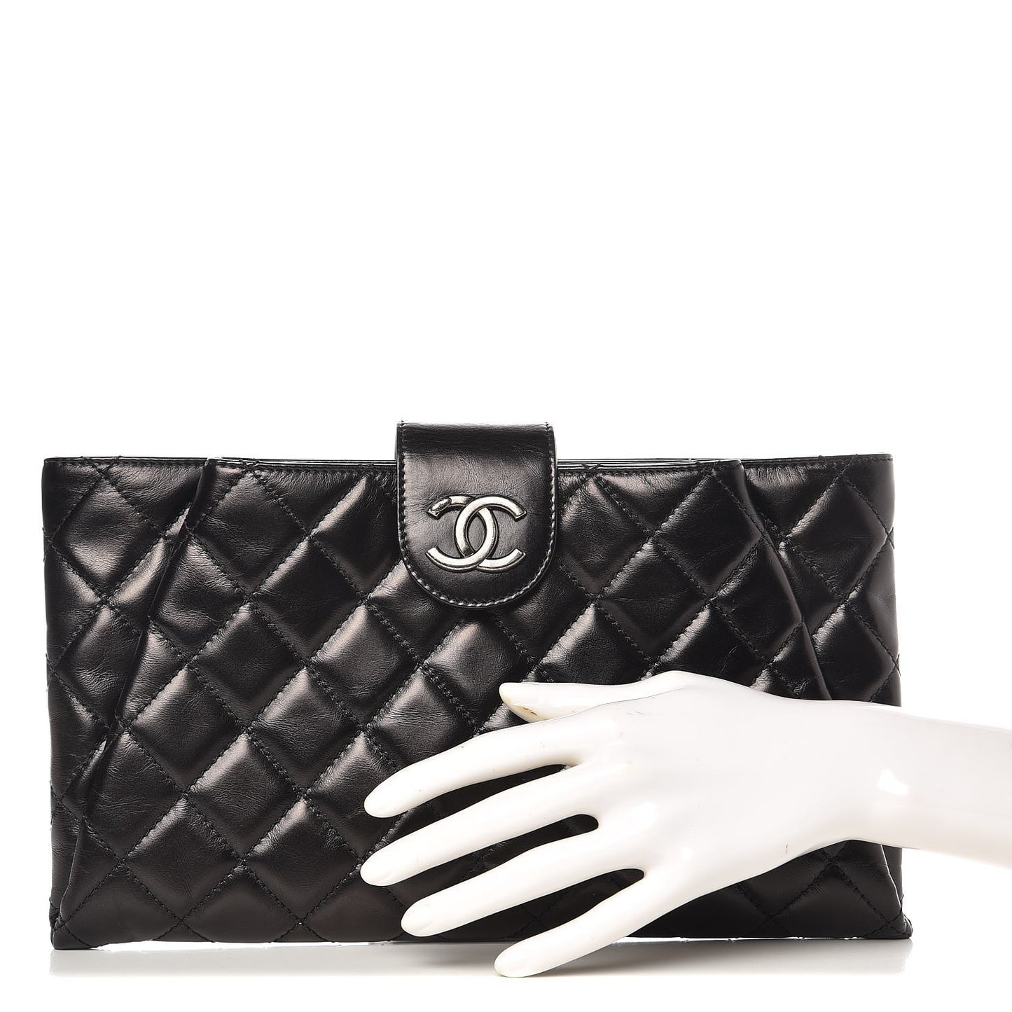 Glazed Calfskin Quilted Coco Pleats Clutch Black