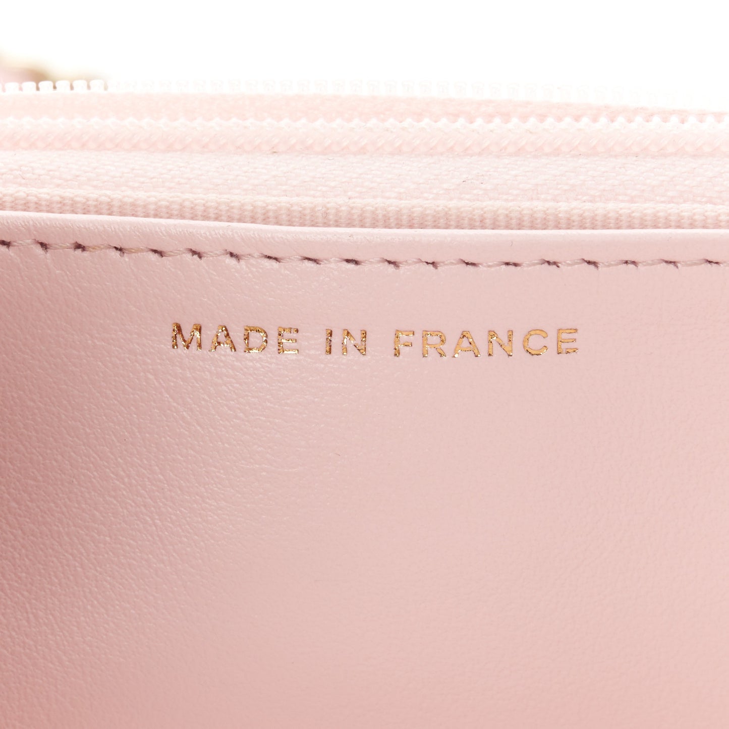 Caviar Quilted Wallet on Chain WOC Light Pink