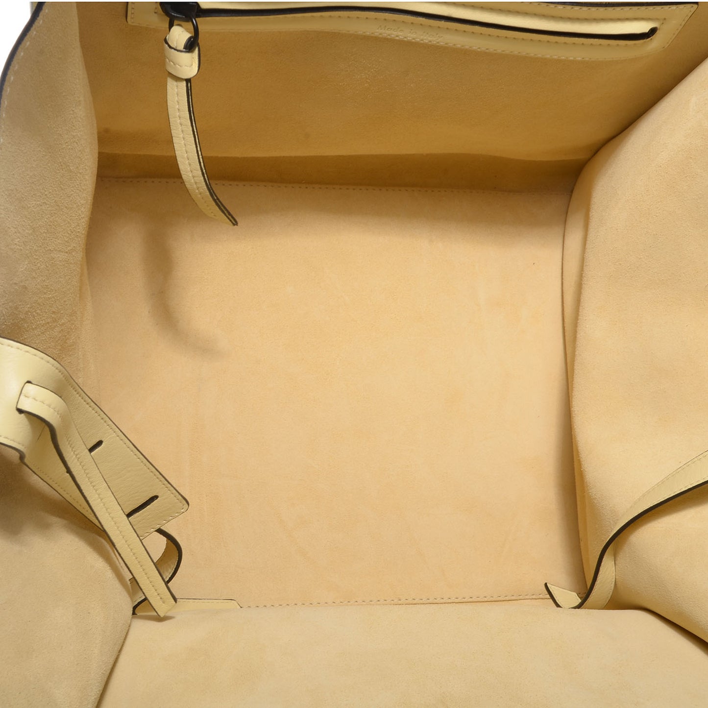 Supple Calfskin Medium Phantom Luggage Butter