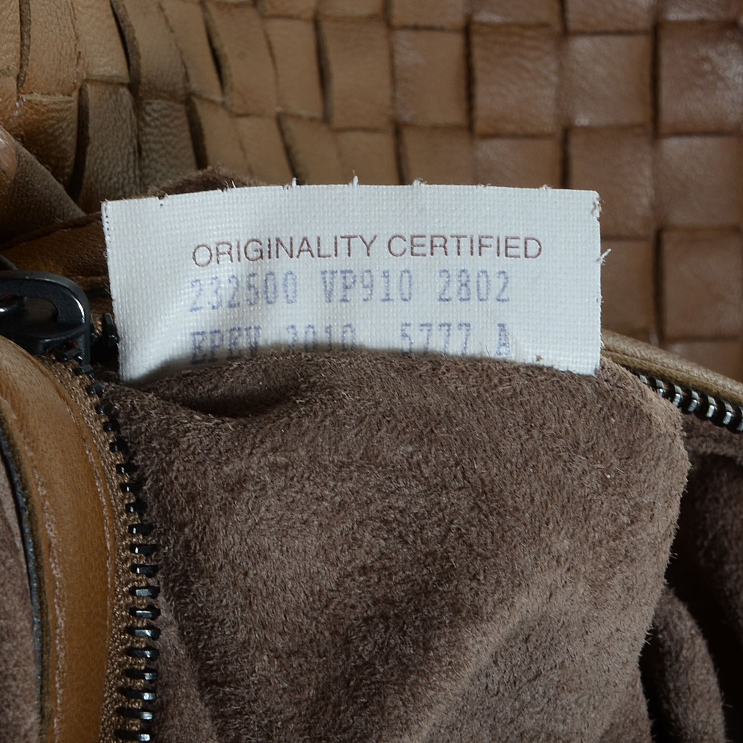 Bottega Veneta Nappa Patent Intrecciato Large Belly Veneta Ombre Hobo Chene 8 of 9