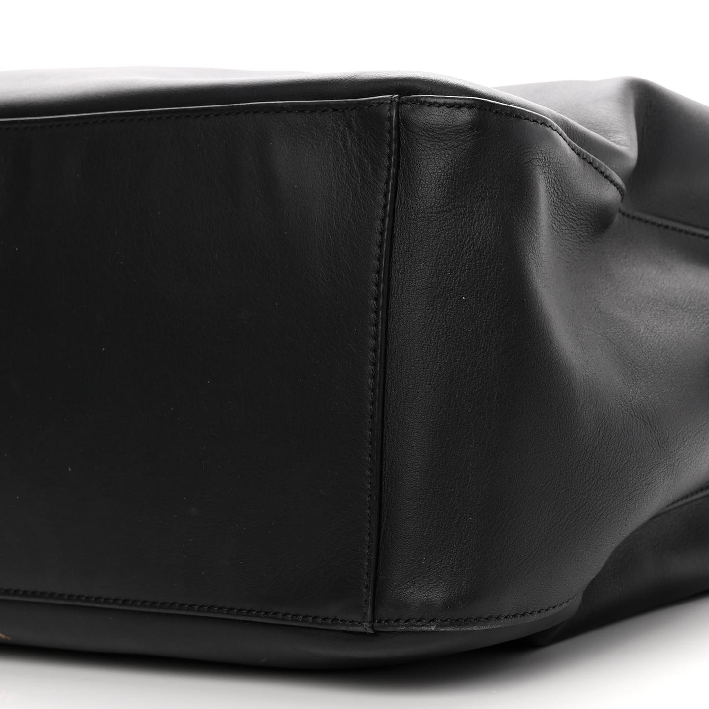Vitello Virtus Tote Black