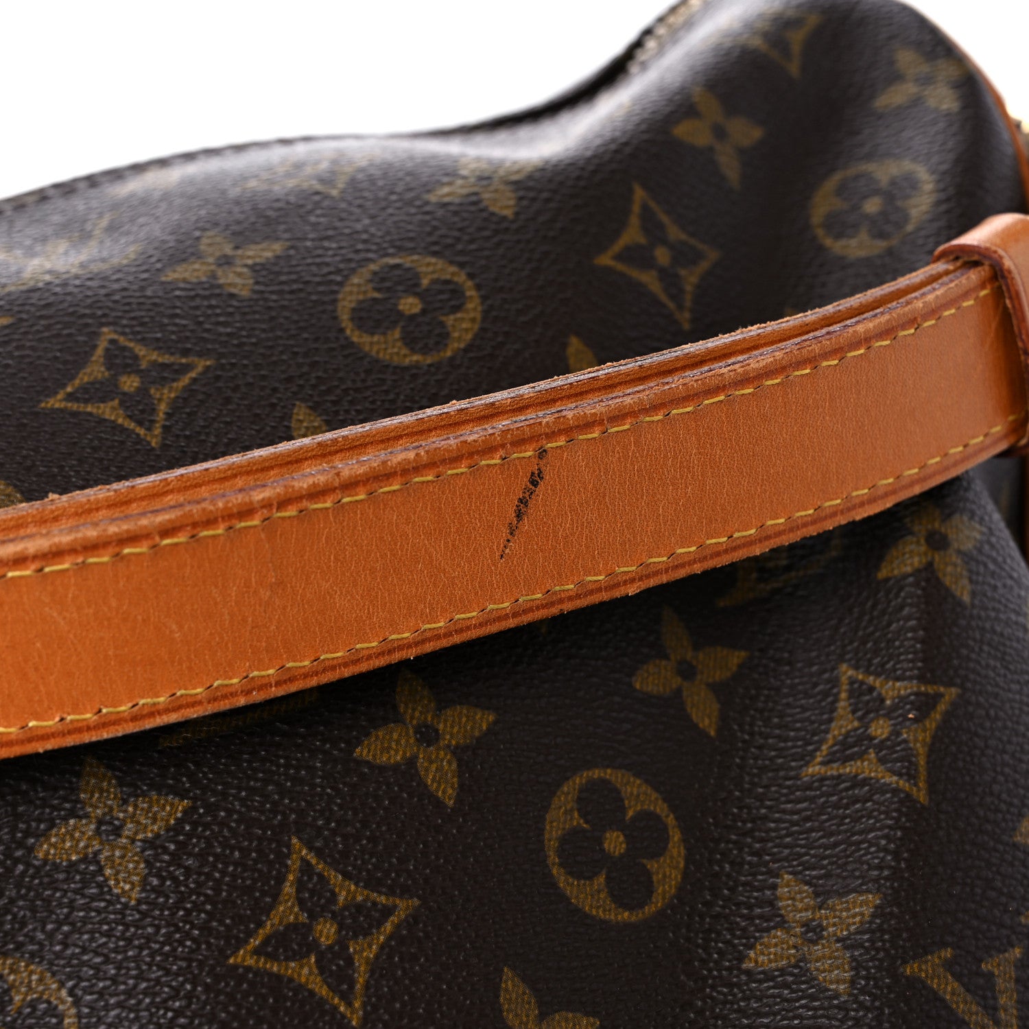 Louis Vuitton Monogram Keepall Bandouliere 60 29 of 37