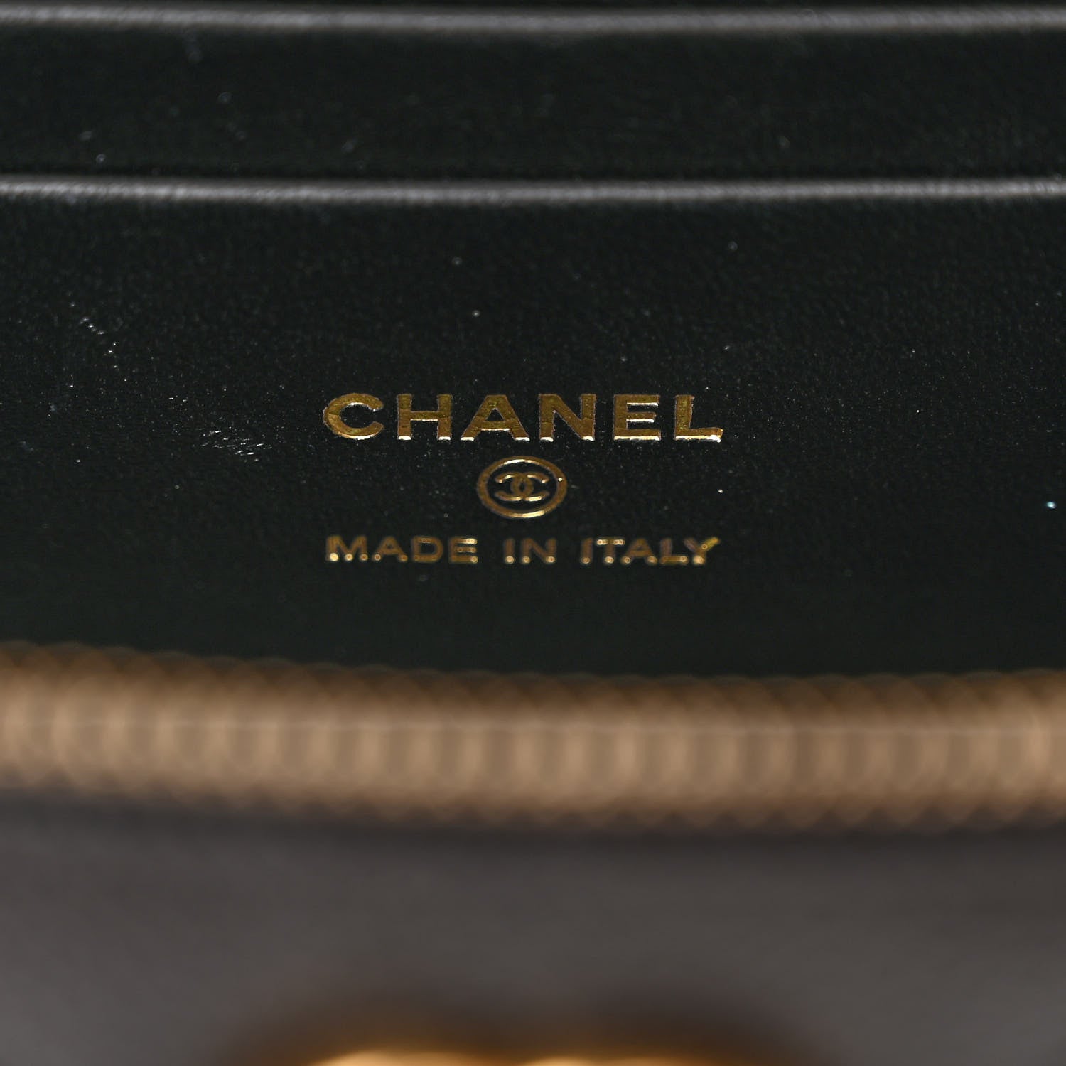 Chanel Caviar Quilted Sweetheart Vanity Case Black 6 of 11