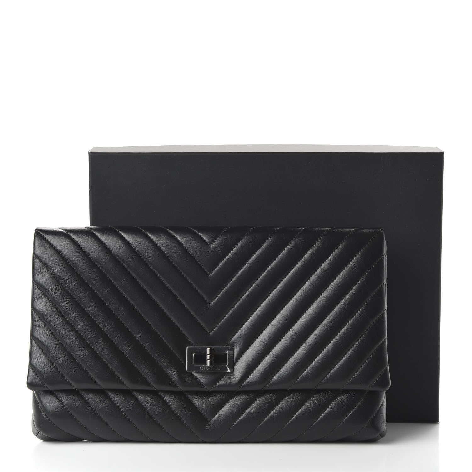 Chanel Aged Calfskin Chevron Quilted Reissue 2.55 Clutch So Black 11 of 11