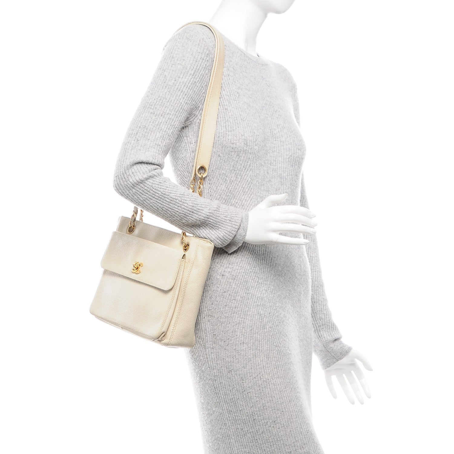Chanel Caviar Shoulder Bag Light Beige 2 of 8