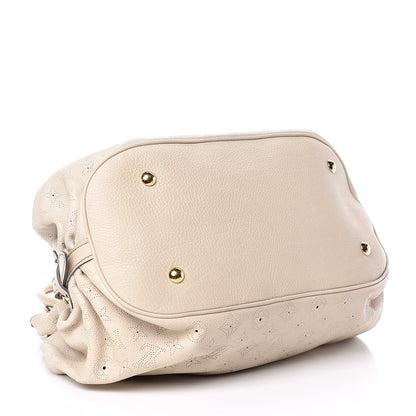 Louis Vuitton Mahina XL Gris 4 of 10
