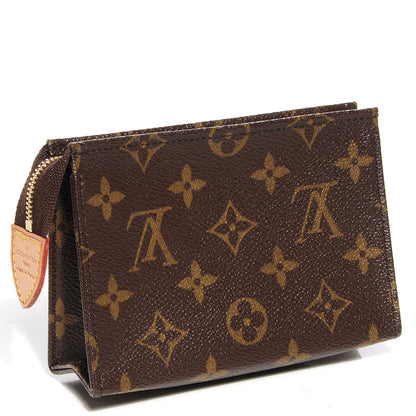 Louis Vuitton Monogram Toiletry Pouch 15 3 of 7