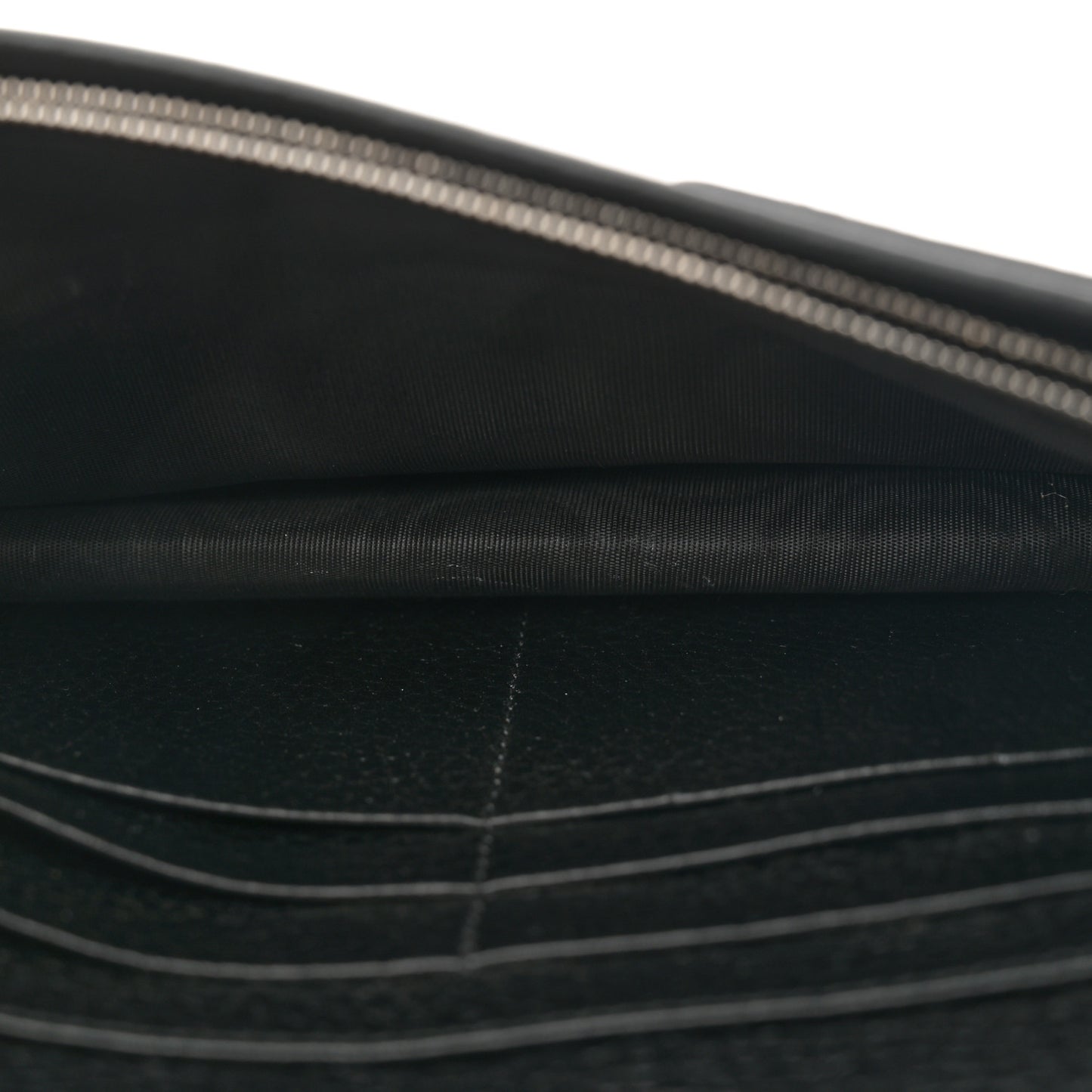 Dollar Calfskin Enamel Monochrome Mini GG Marmont Chain Wallet Black