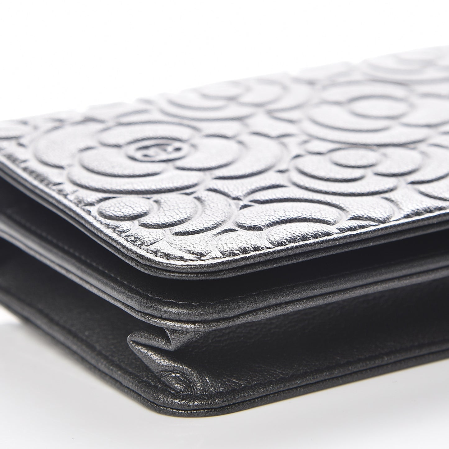 Goatskin Camellia Embossed Wallet On Chain WOC Grey