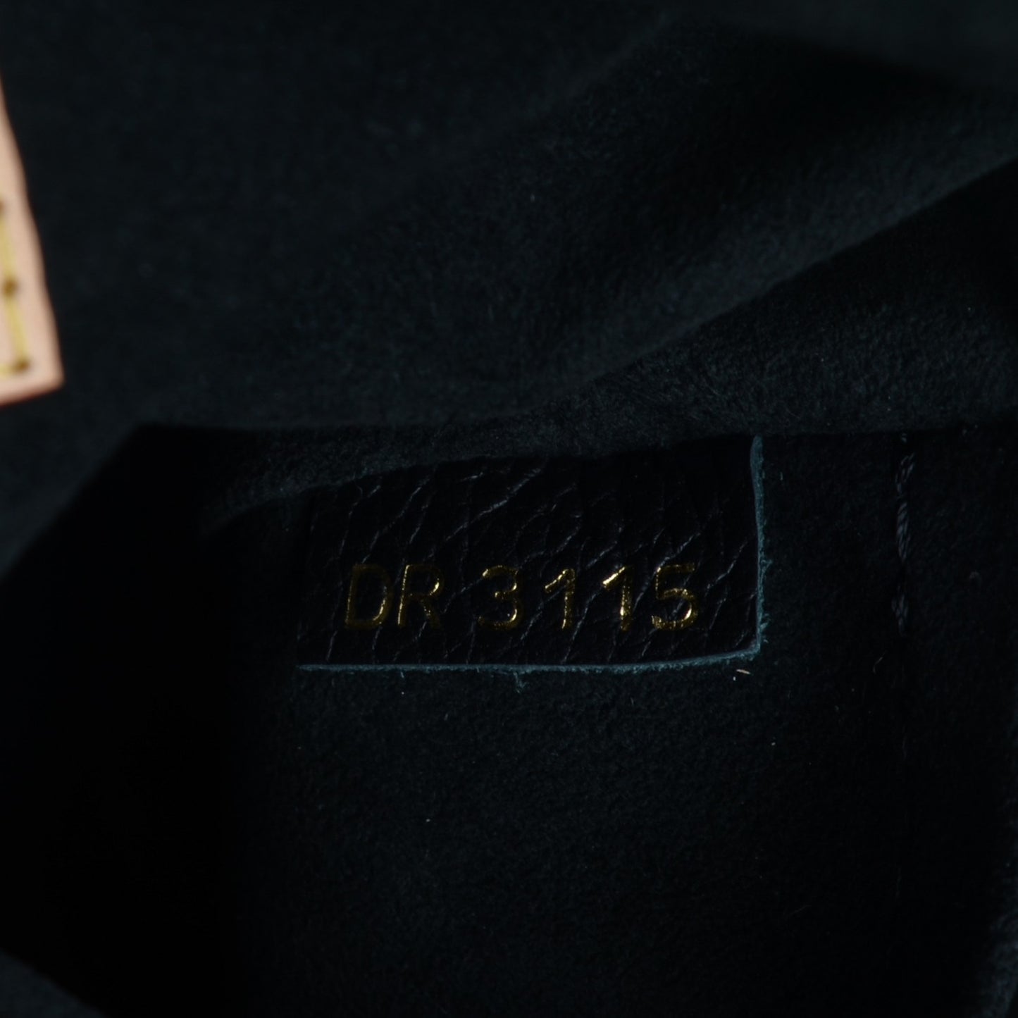 Monogram Gaia Black