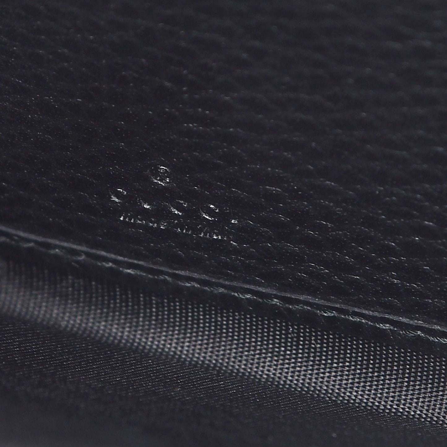 Dollar Calfskin GG Marmont Zip Around Wallet Black