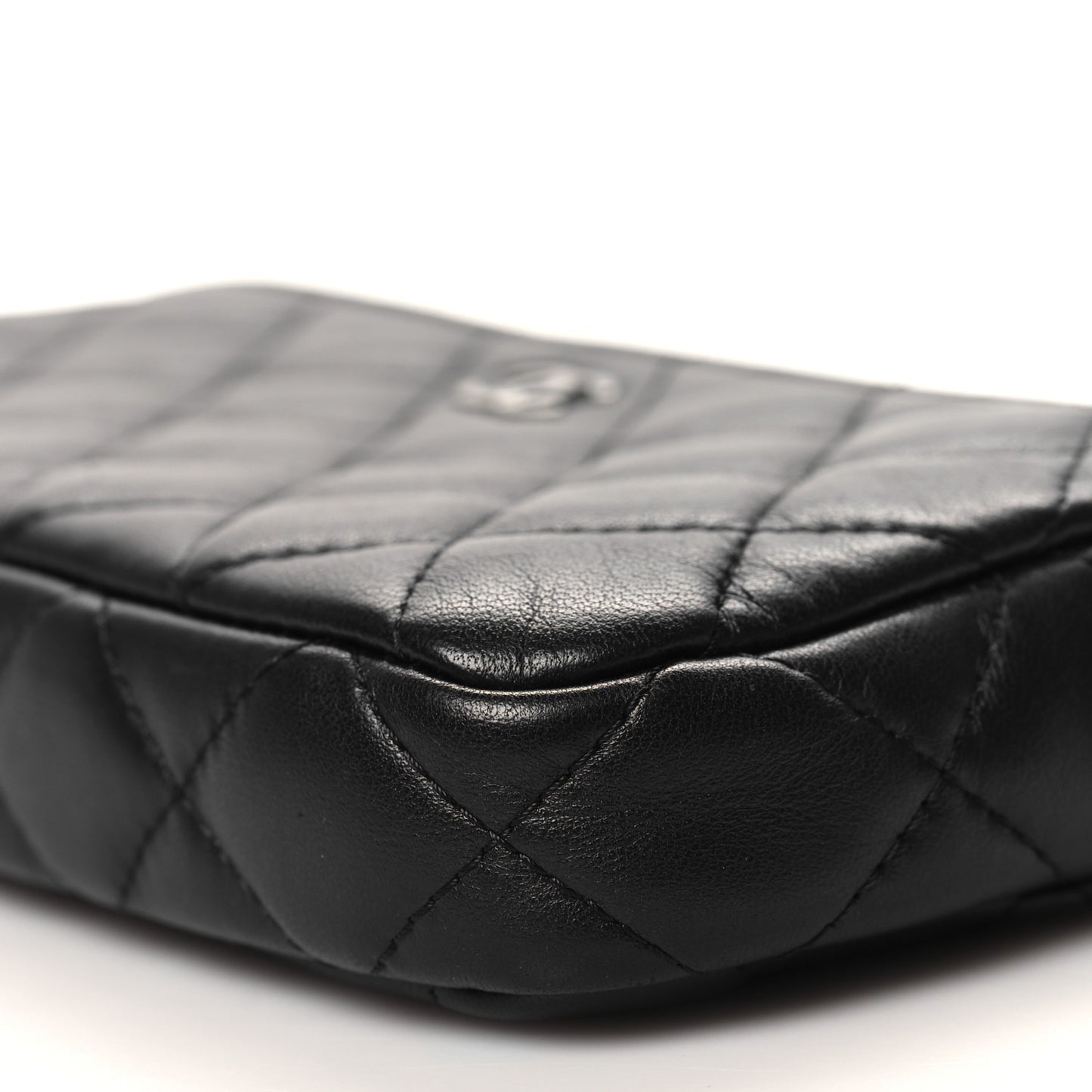 Lambskin Quilted Small Clutch With Chain Black