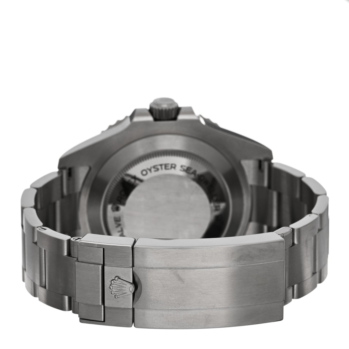 Stainless Steel 43mm Oyster Perpetual Date Sea-Dweller Watch Black 126600