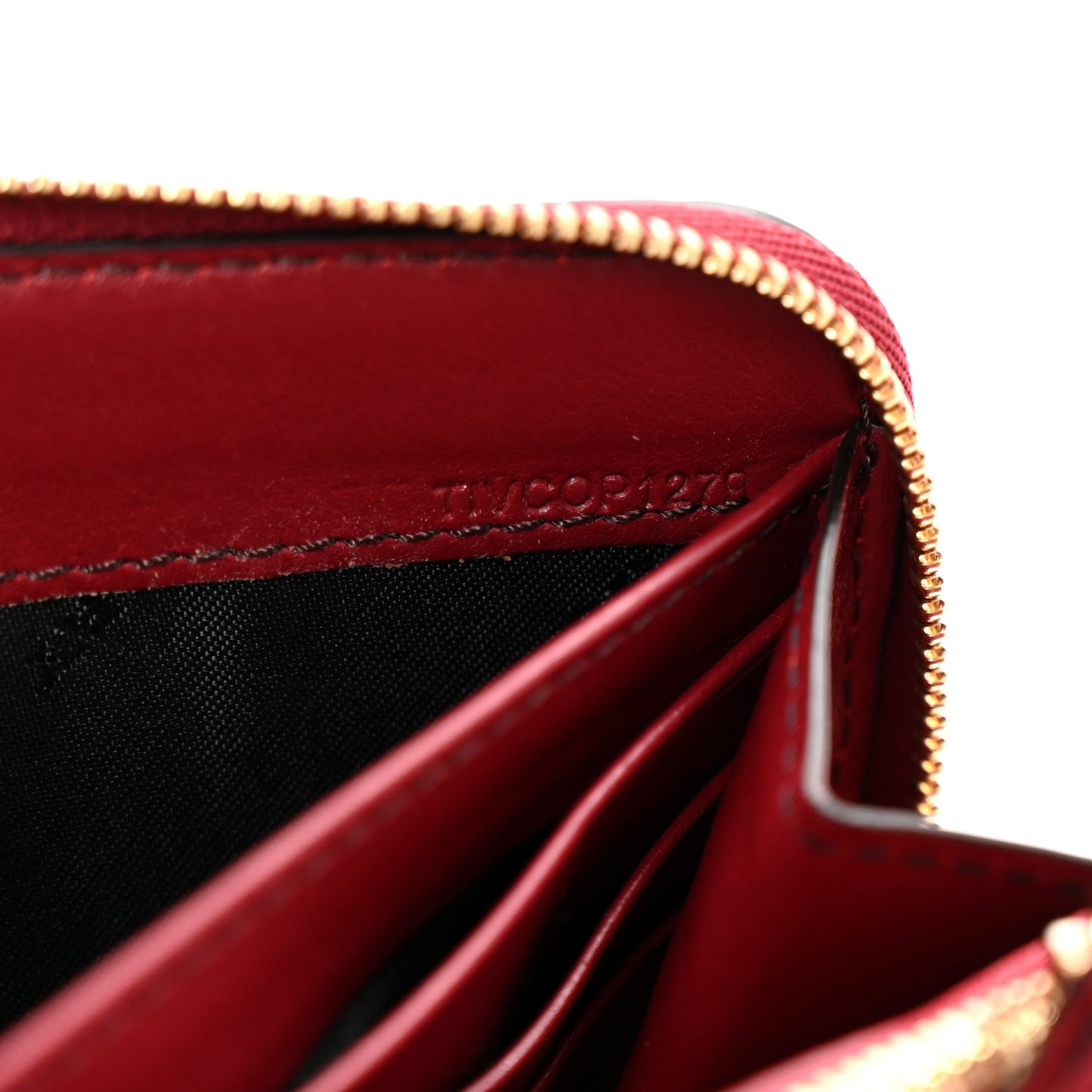 Grainy Calfskin House Check Elmore Zip Around Wallet Russet Red