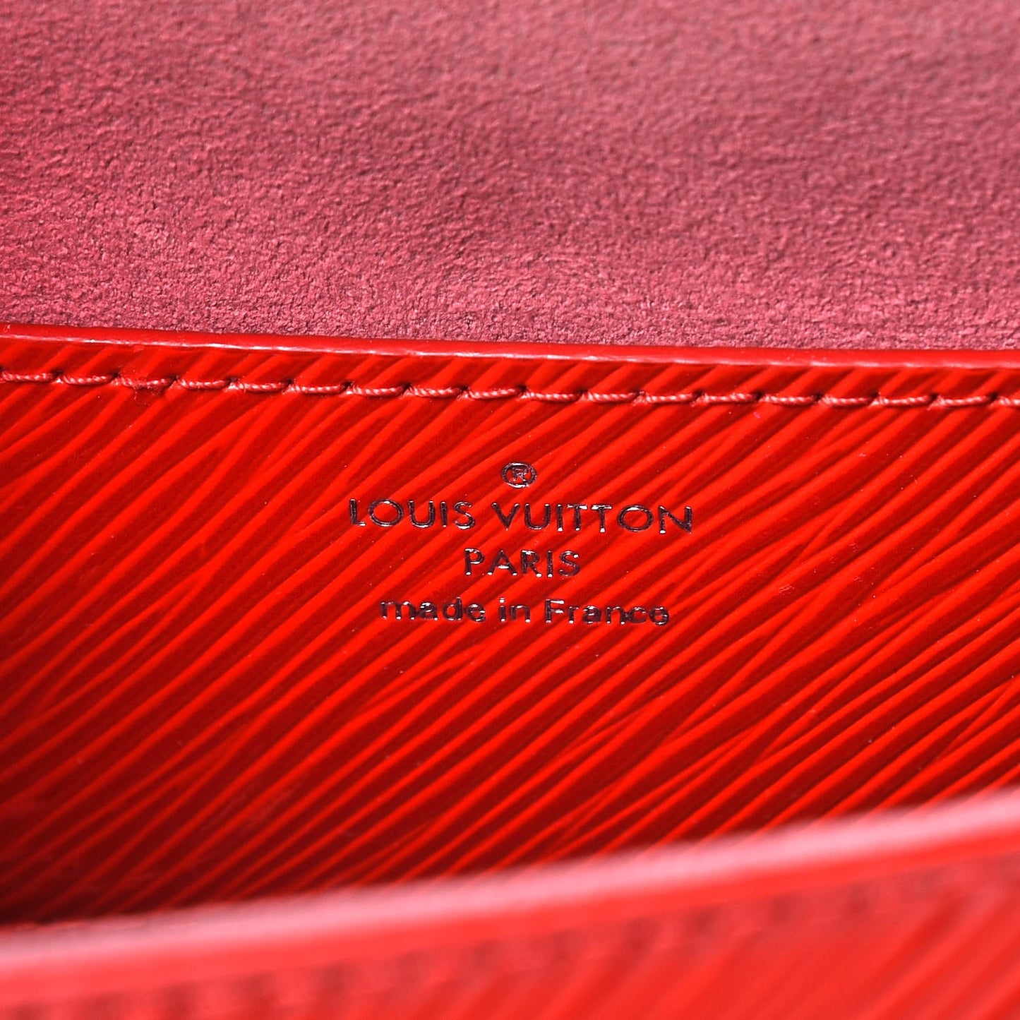 Epi Twist Shoulder Bag MM Coquelicot