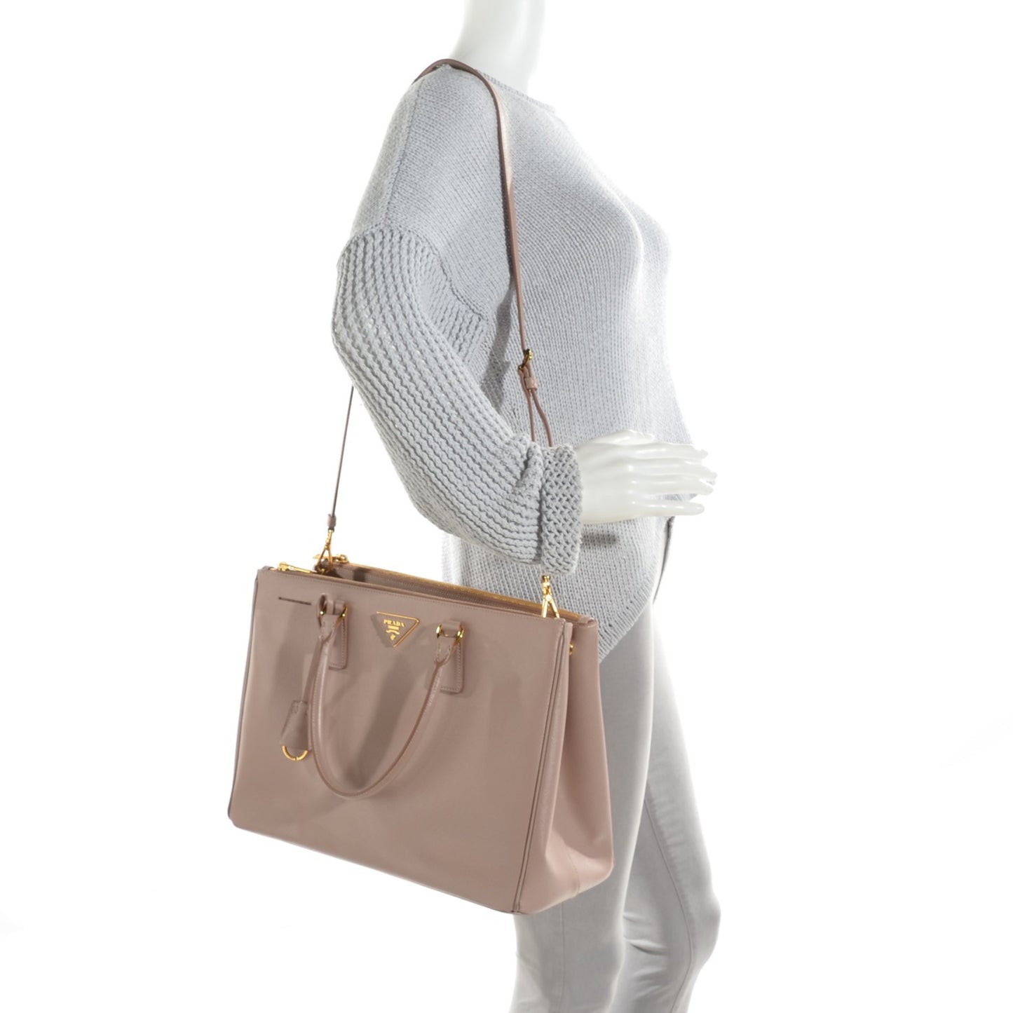 Saffiano Medium Galleria Double Zip Tote Cammeo