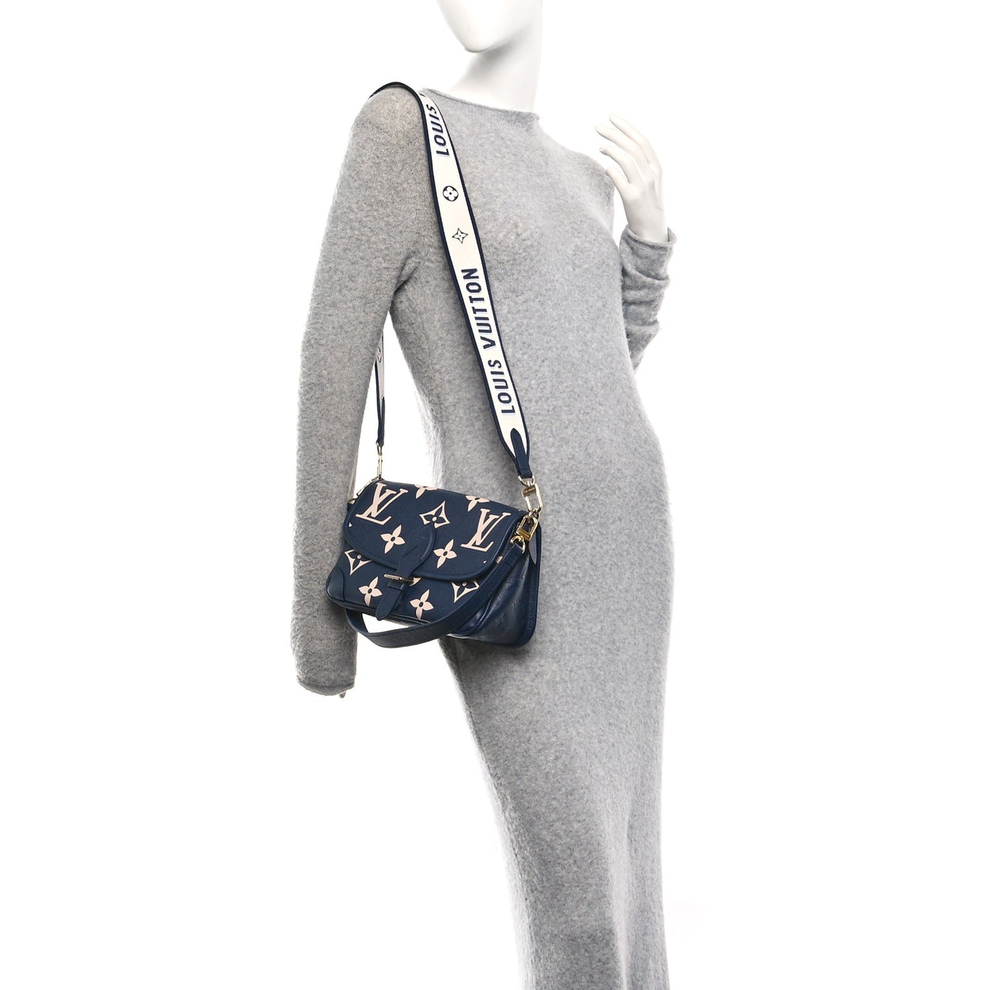 Empreinte Giant Monogram Diane Navy Creme