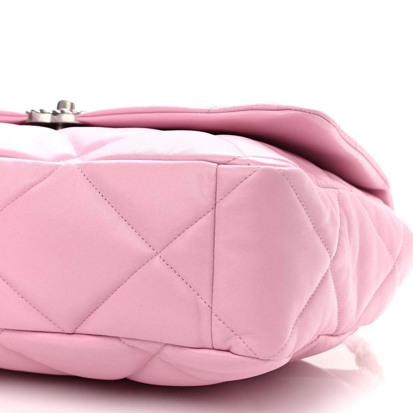 Lambskin Quilted Maxi Chanel 19 Flap Dark Pink