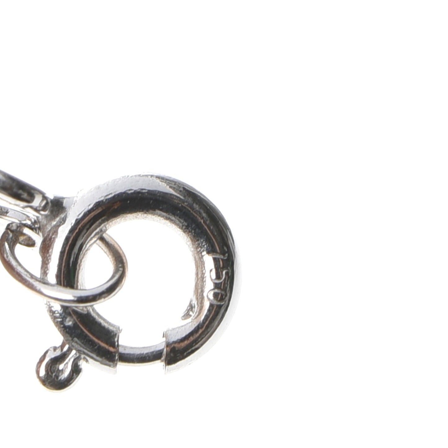 18K White Gold Diamond Metro Oval Pendant Necklace