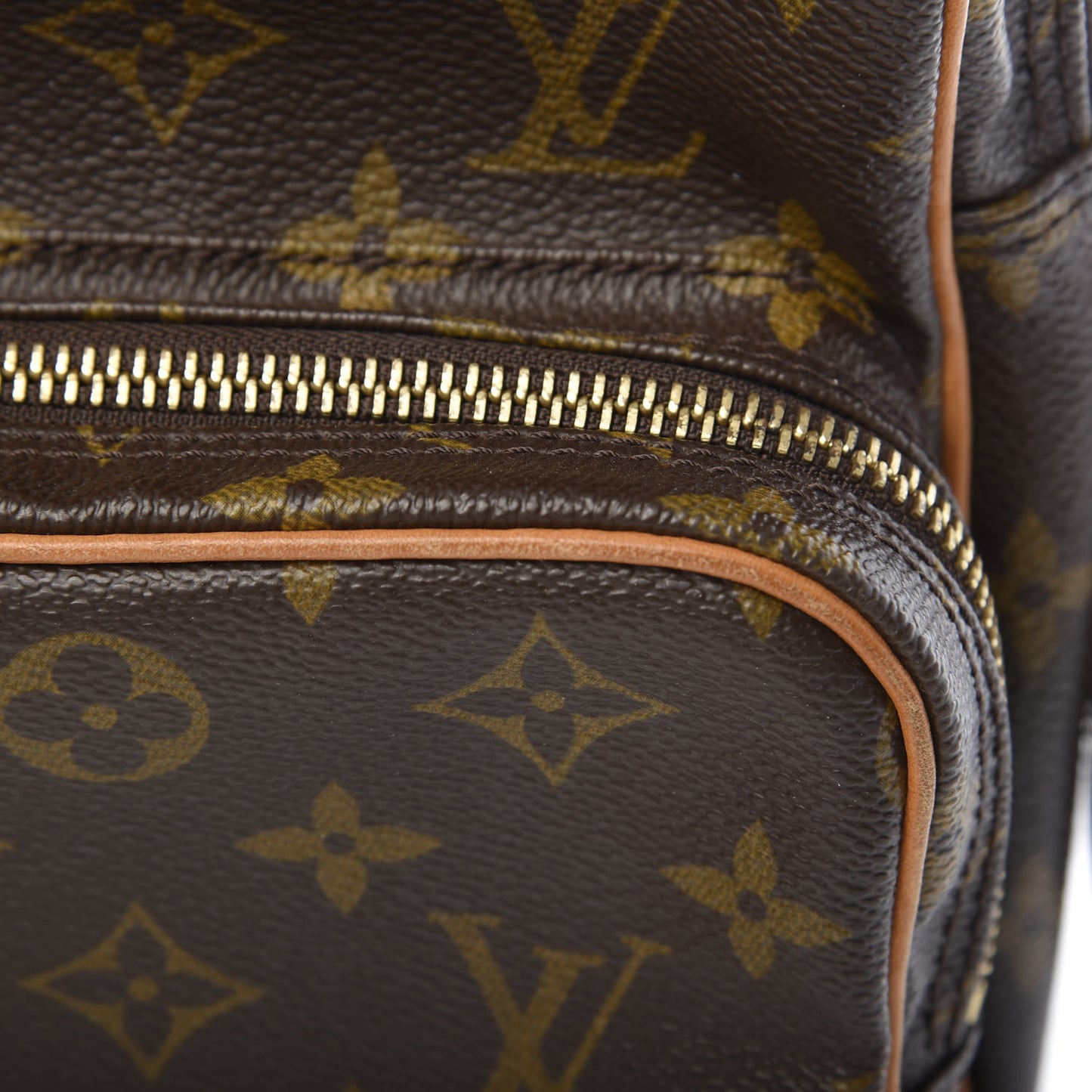 Monogram Amazone
