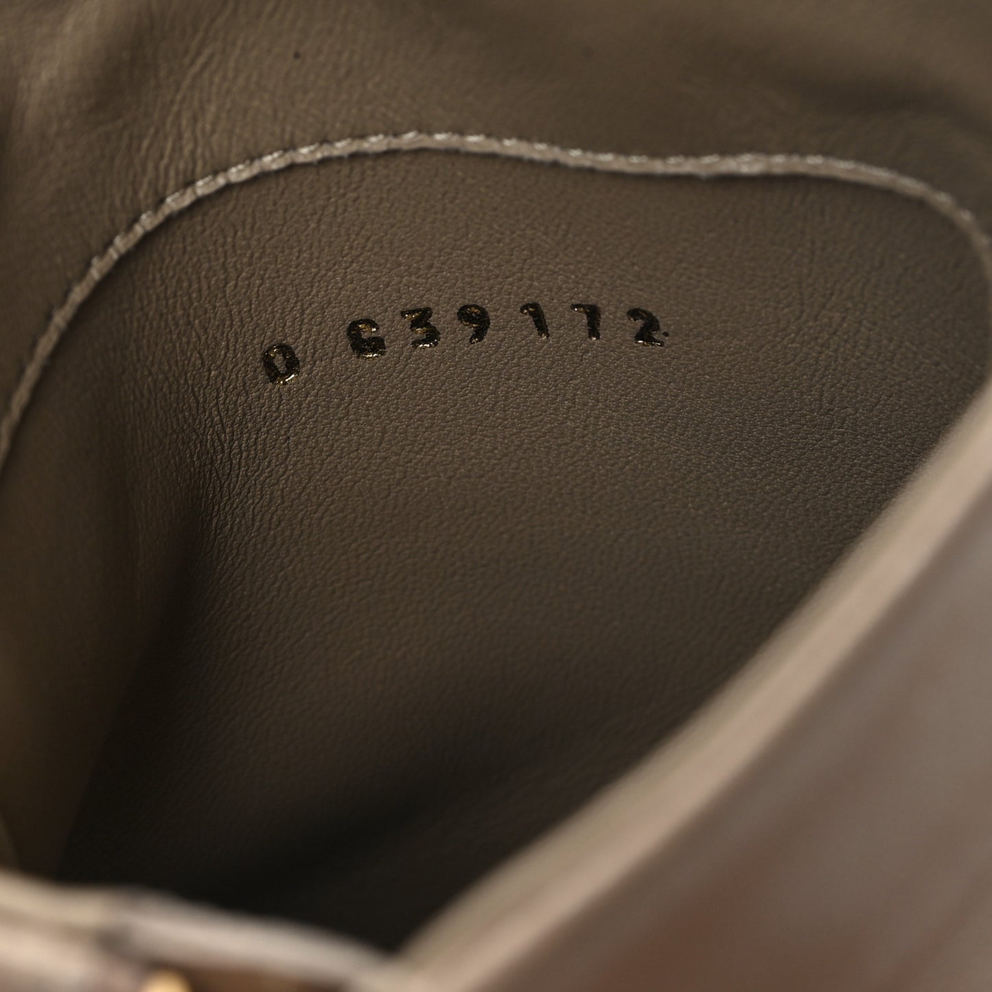 Shiny Goatskin Cap Toe Short Boots 38.5 Beige