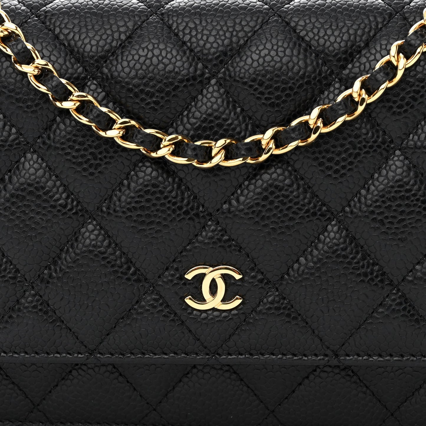 Caviar Quilted Wallet on Chain WOC Black