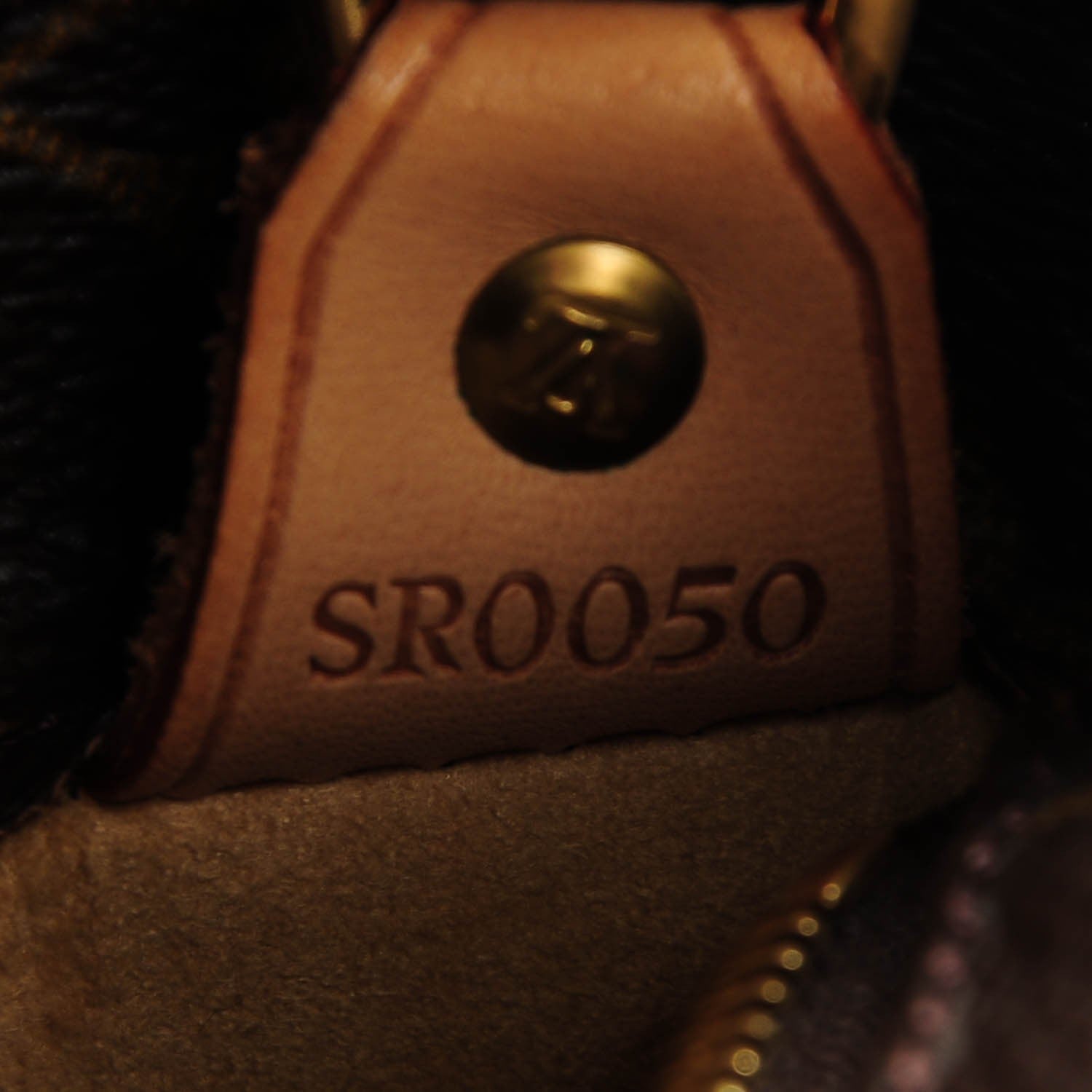 Louis Vuitton Monogram Luco 7 of 7