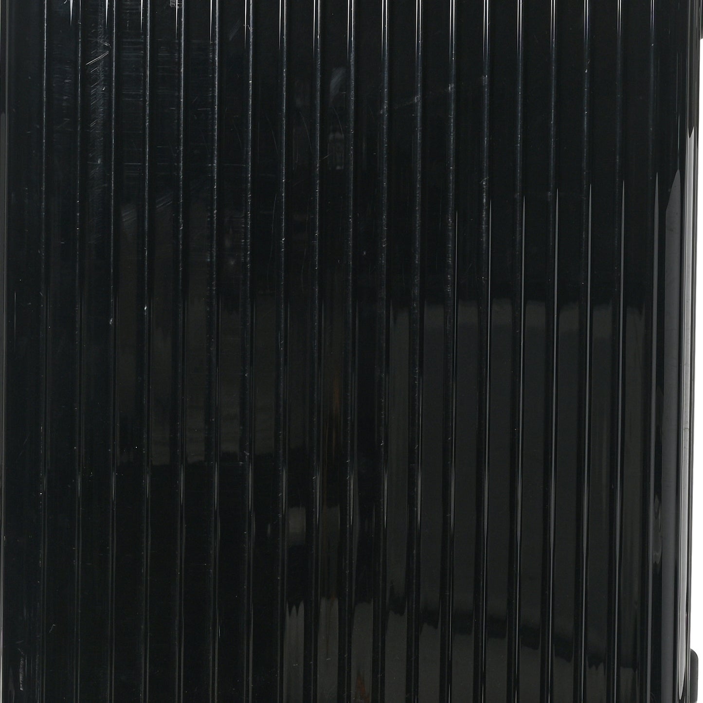 Gloss Polycarbonate Essential Check-In L Black