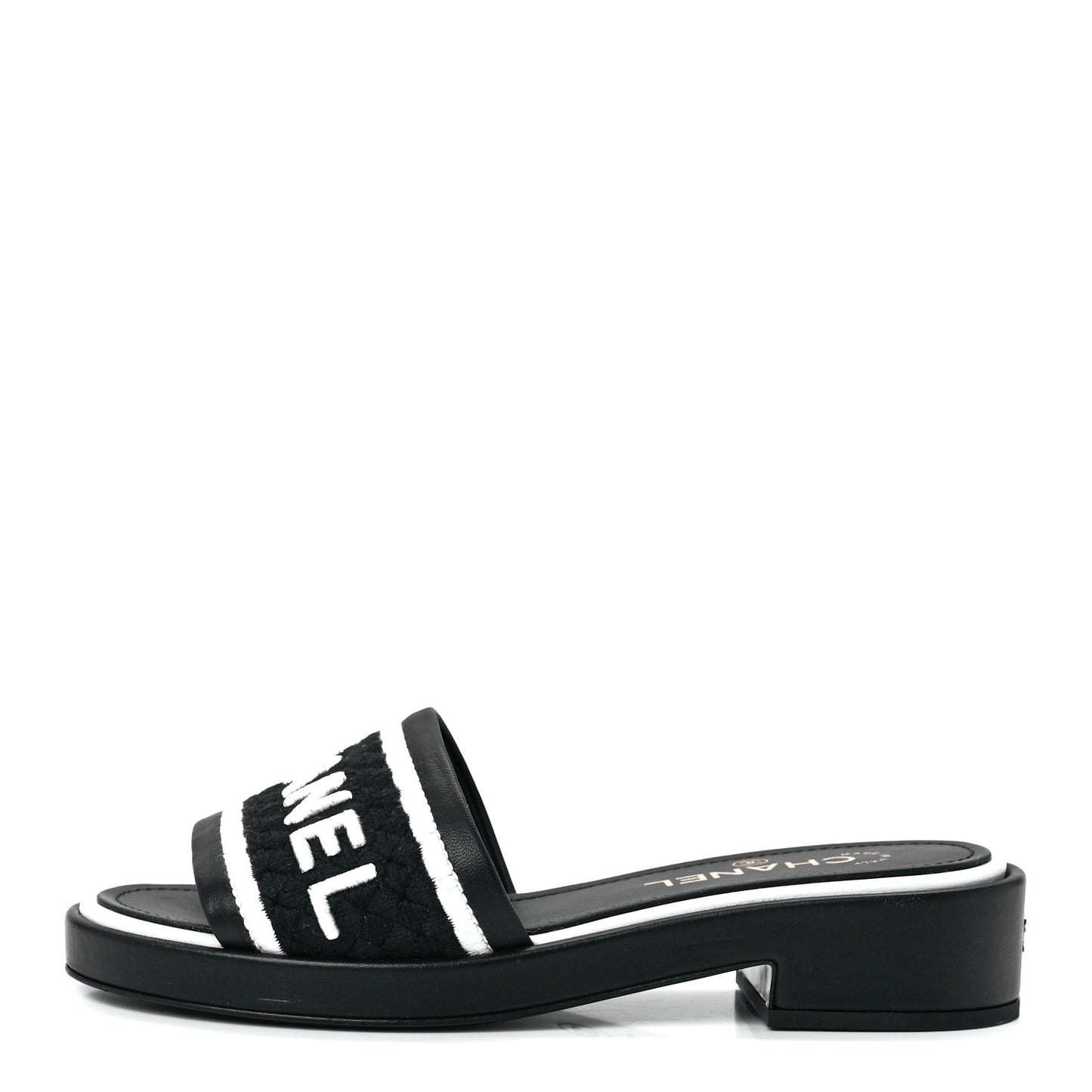 Lambskin Embroidered CC Mule Sandal 38 Black White