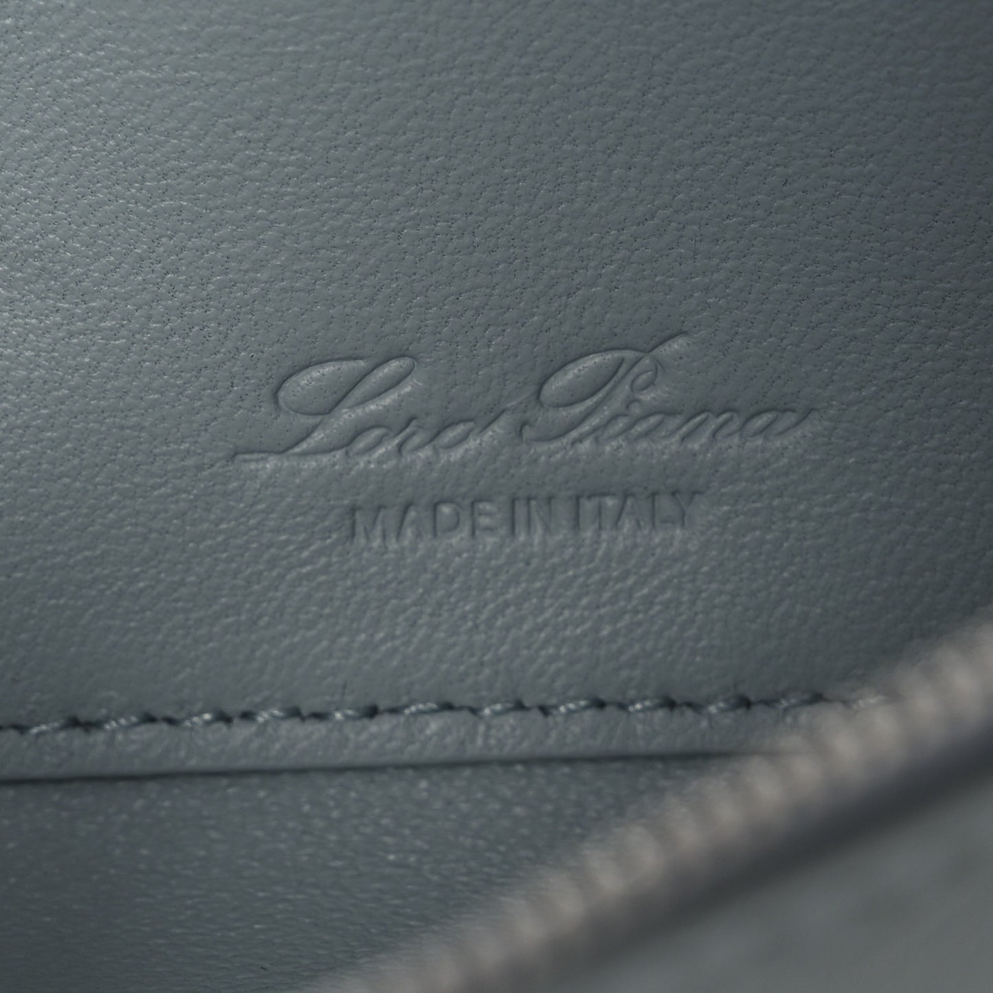 Grained Calfskin Extra Pocket Mini Pouch Minty Breeze