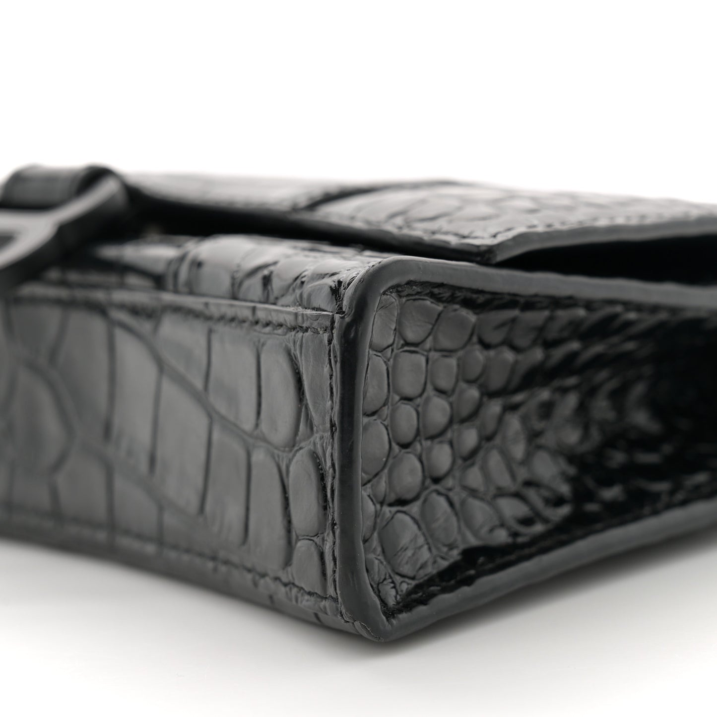 Shiny Calfskin Monochrome Crocodile Embossed Hourglass Chain Bag Black