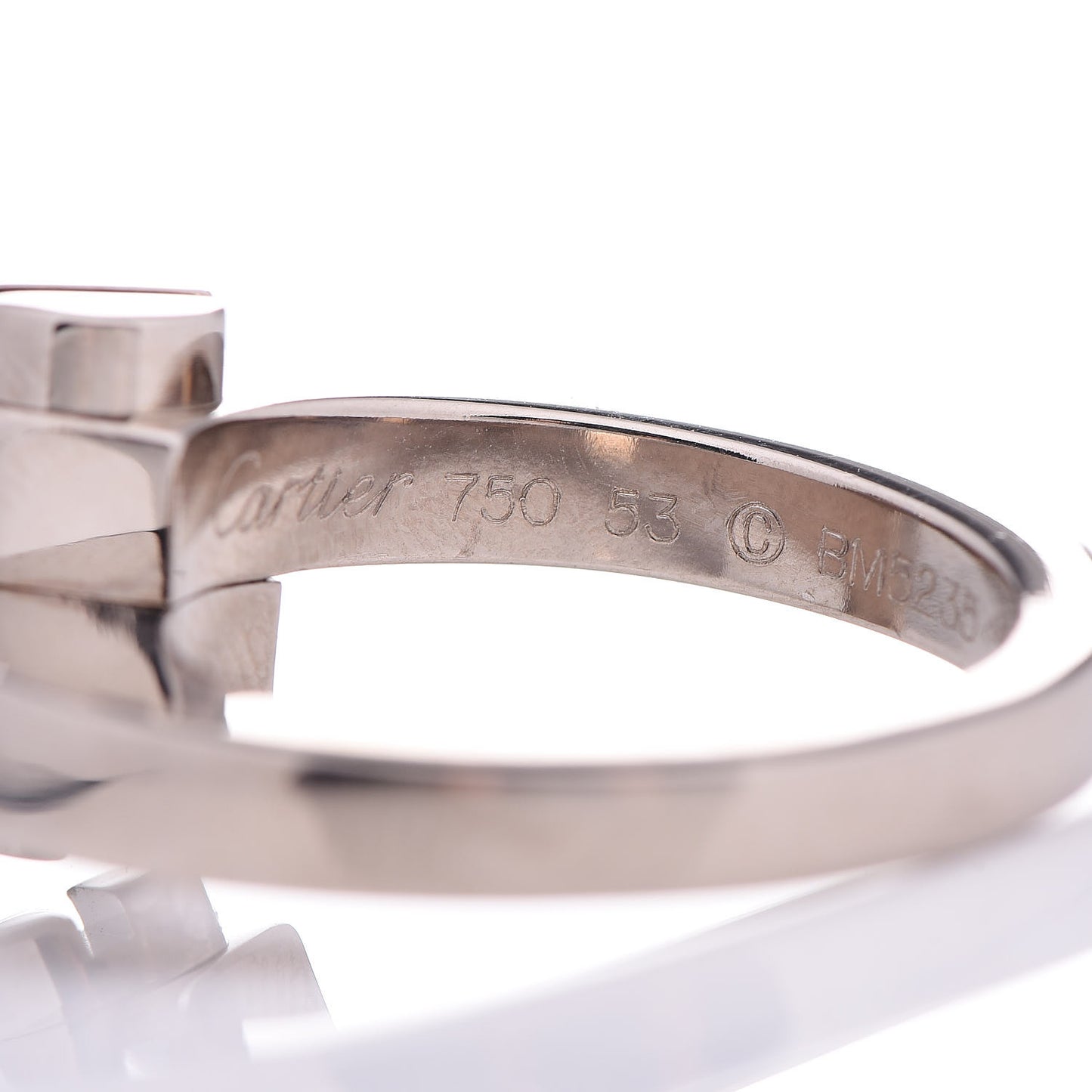 18K White Gold Menotte Ring 53 6.25
