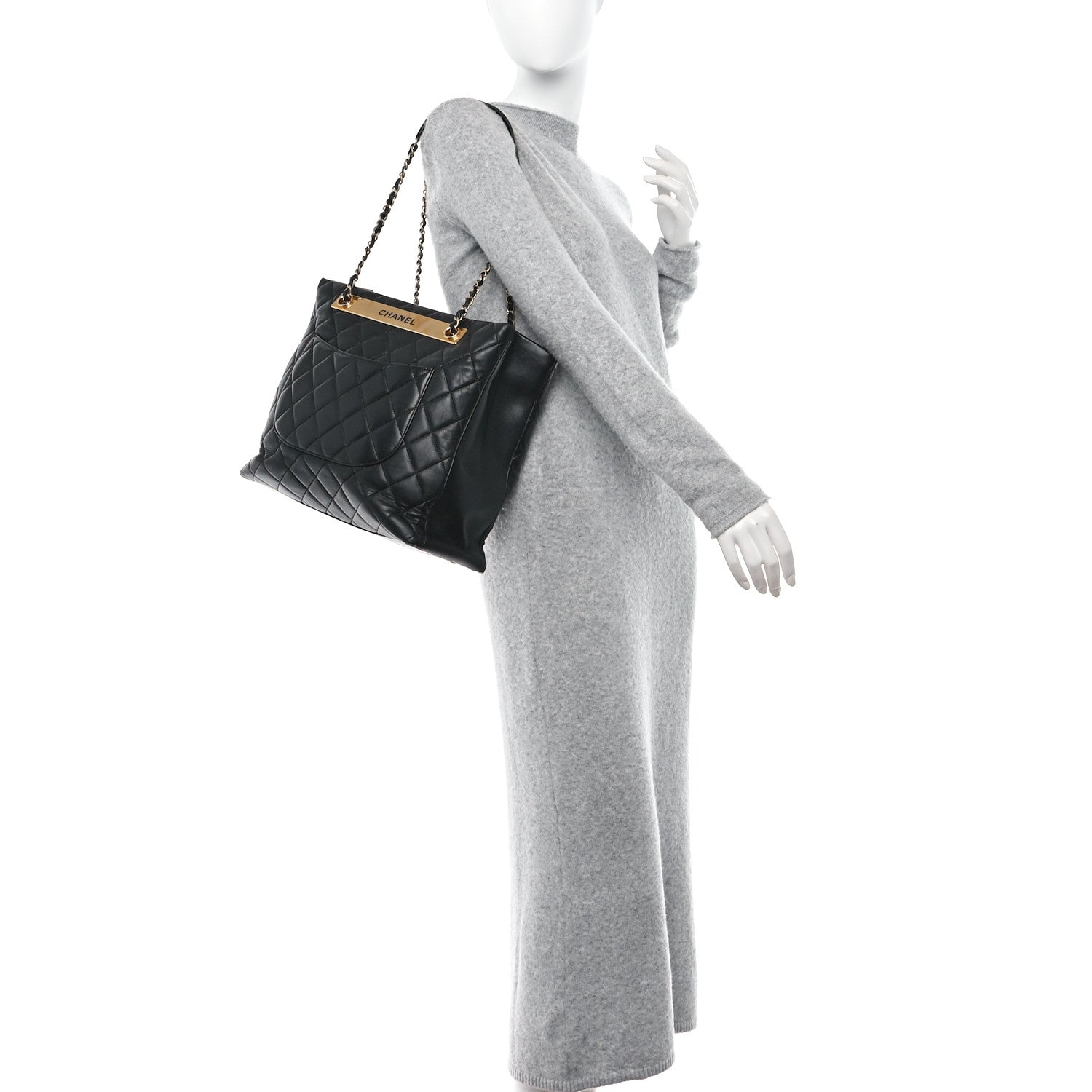 Chanel Lambskin Quilted Trendy CC Tote Black 2 of 13