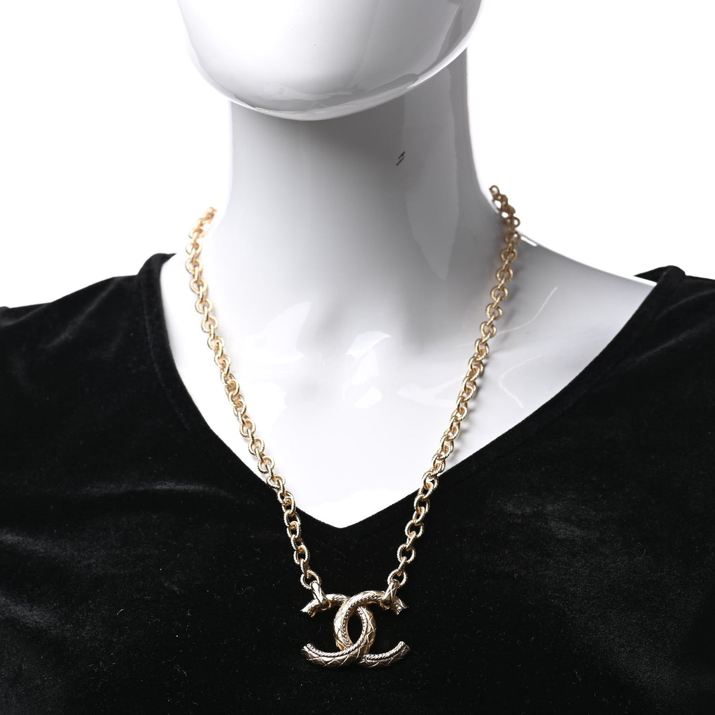 Metal Quilted CC Necklace Gold