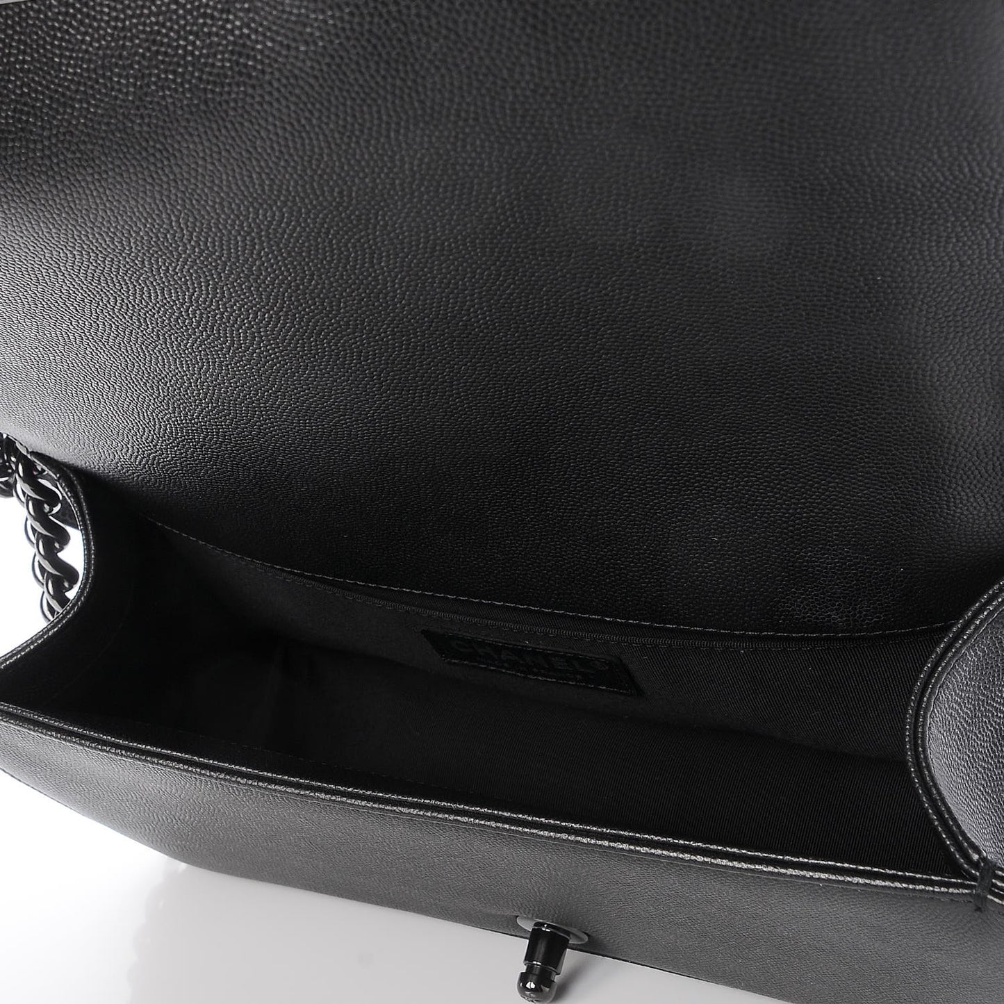 Caviar Quilted Medium Boy Flap So Black