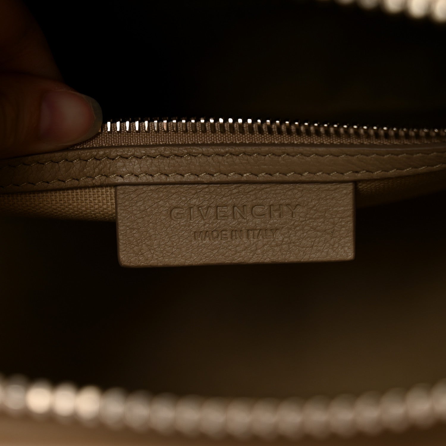 Givenchy Sugar Goatskin Small Antigona Beige 6 of 13
