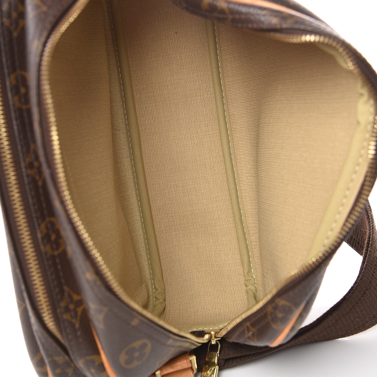 Louis Vuitton Monogram Reporter PM 5 of 16