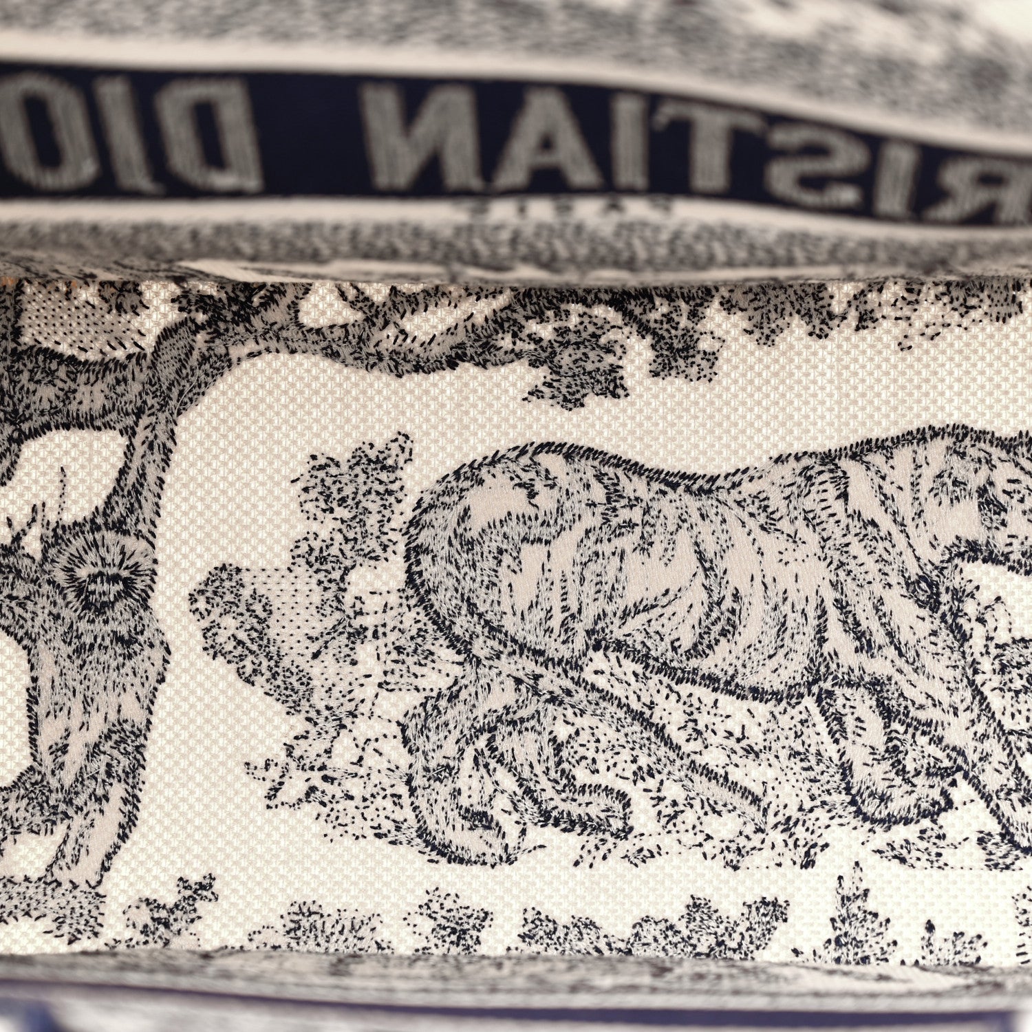 Christian Dior Canvas Embroidered Medium Dioriviera Toile De Jouy Book Tote Blue 5 of 17