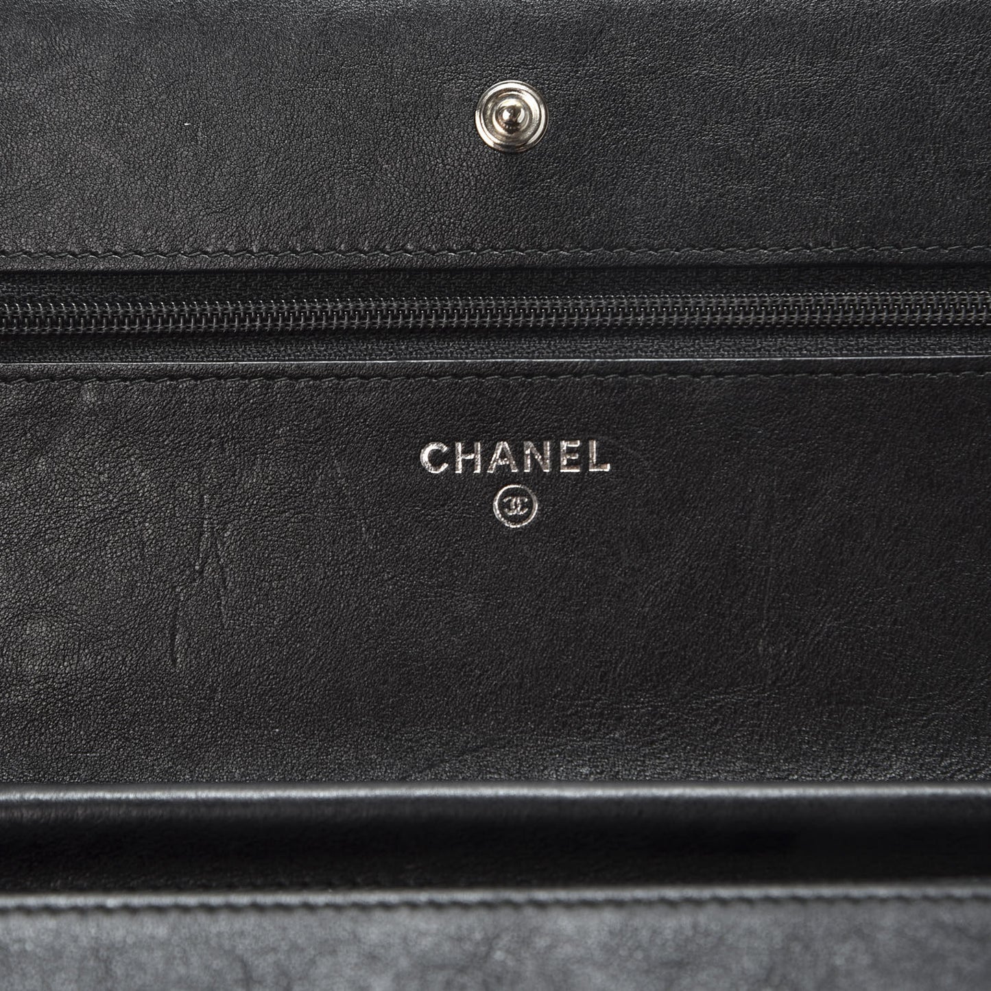 Crumpled Calfskin Quilted Wallet On Chain WOC So Black