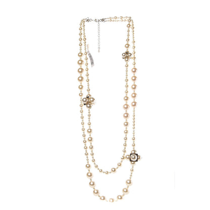 Chanel Pearl Cluster CC Necklace Gold 3 of 4