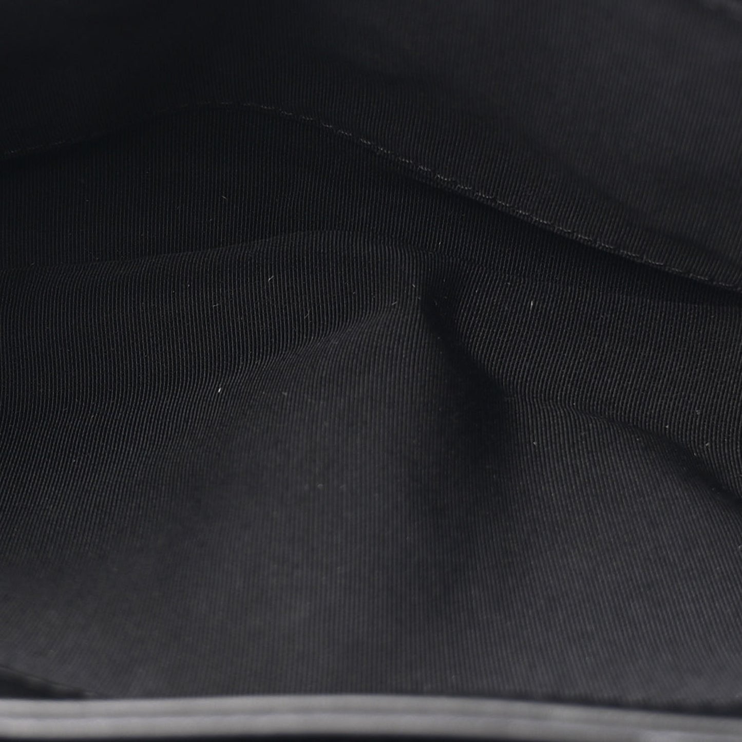 Calfskin Jumbo Tramezzo Flap Black