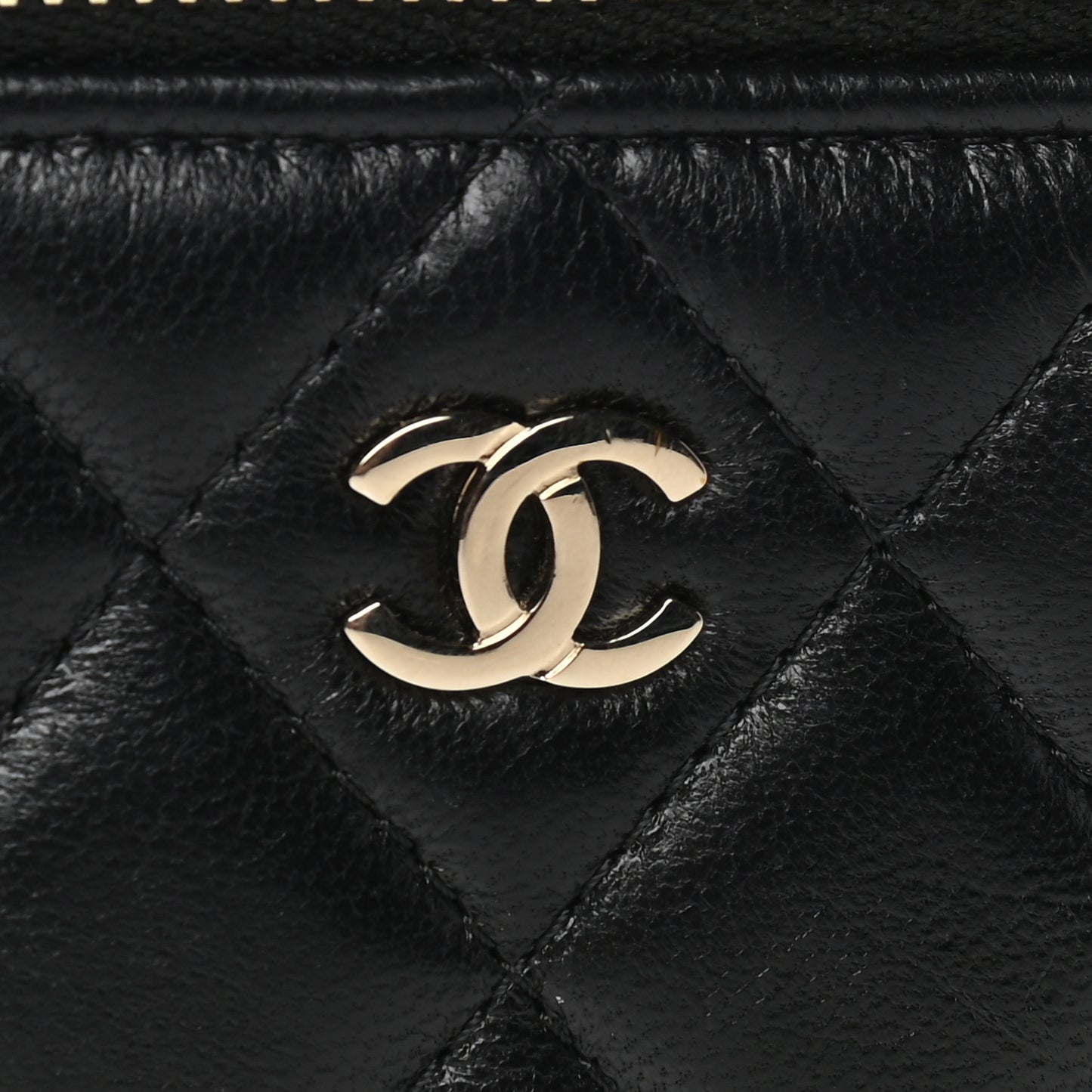 Lambskin Quilted Mini Vanity Case With Chain Black
