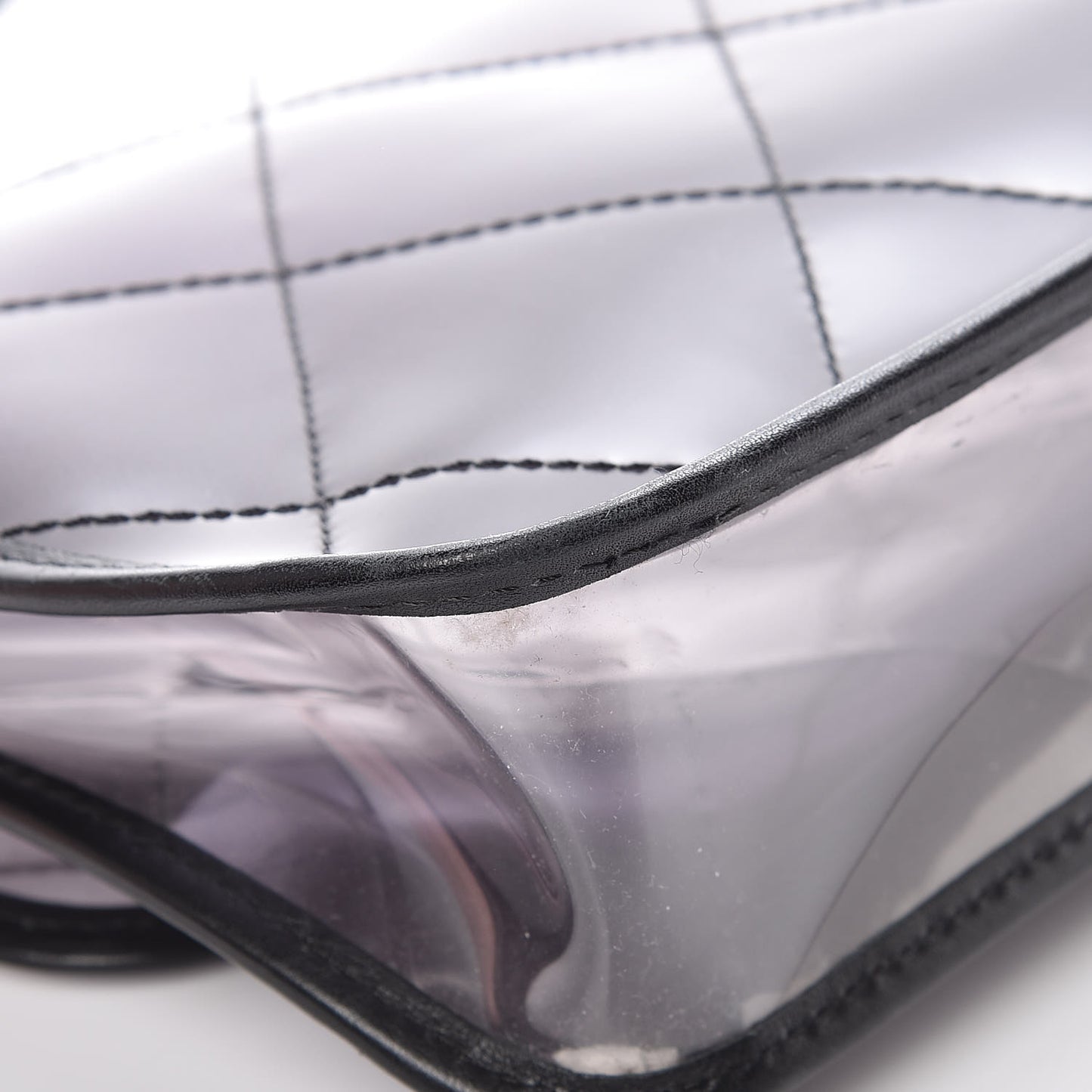 Vinyl Quilted Degrade Jumbo Single Flap Black