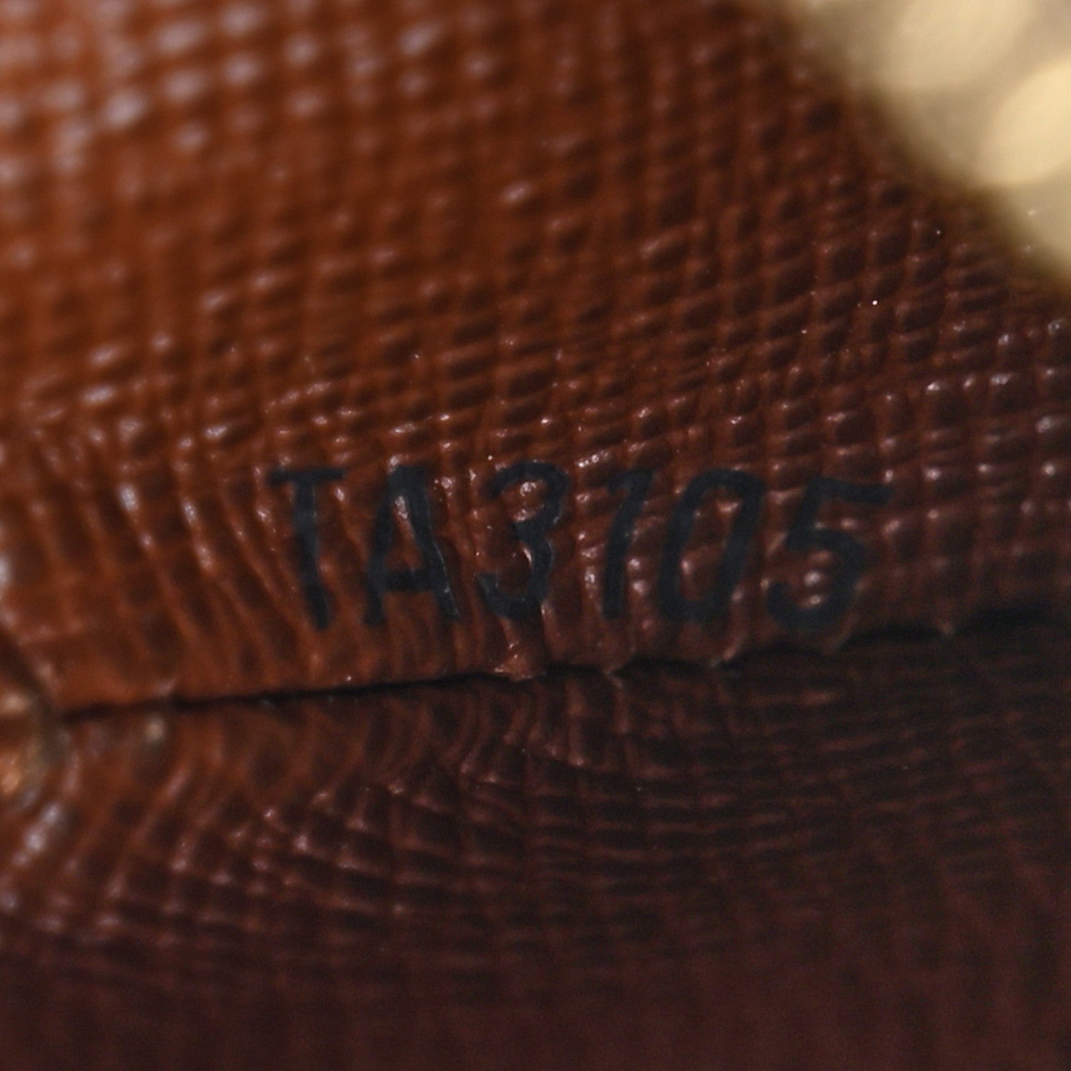 Louis Vuitton Monogram Round Coin Purse 7 of 7